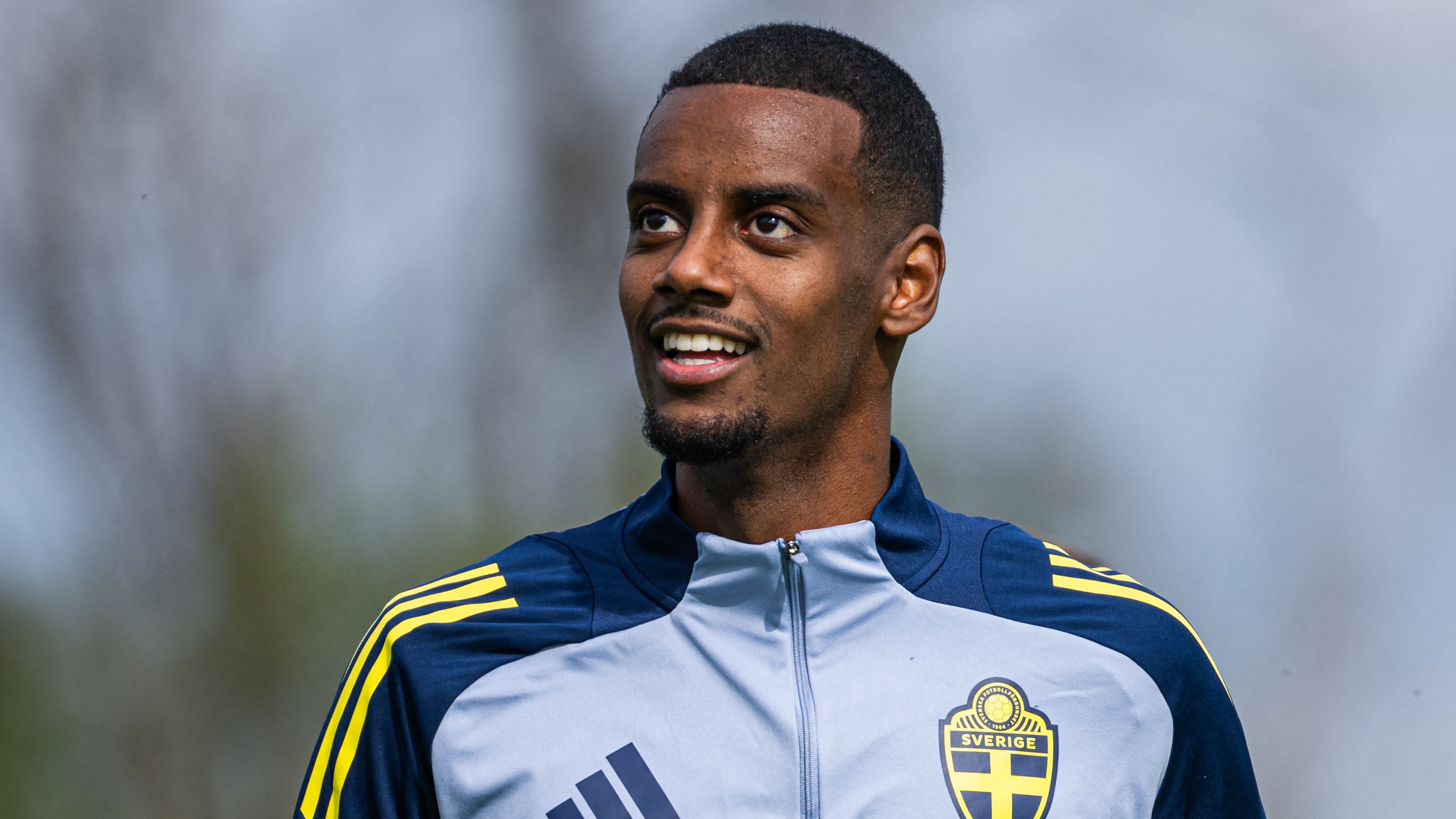 FBL-SWE-ENG-PR-LIVERPOOL-ISAK