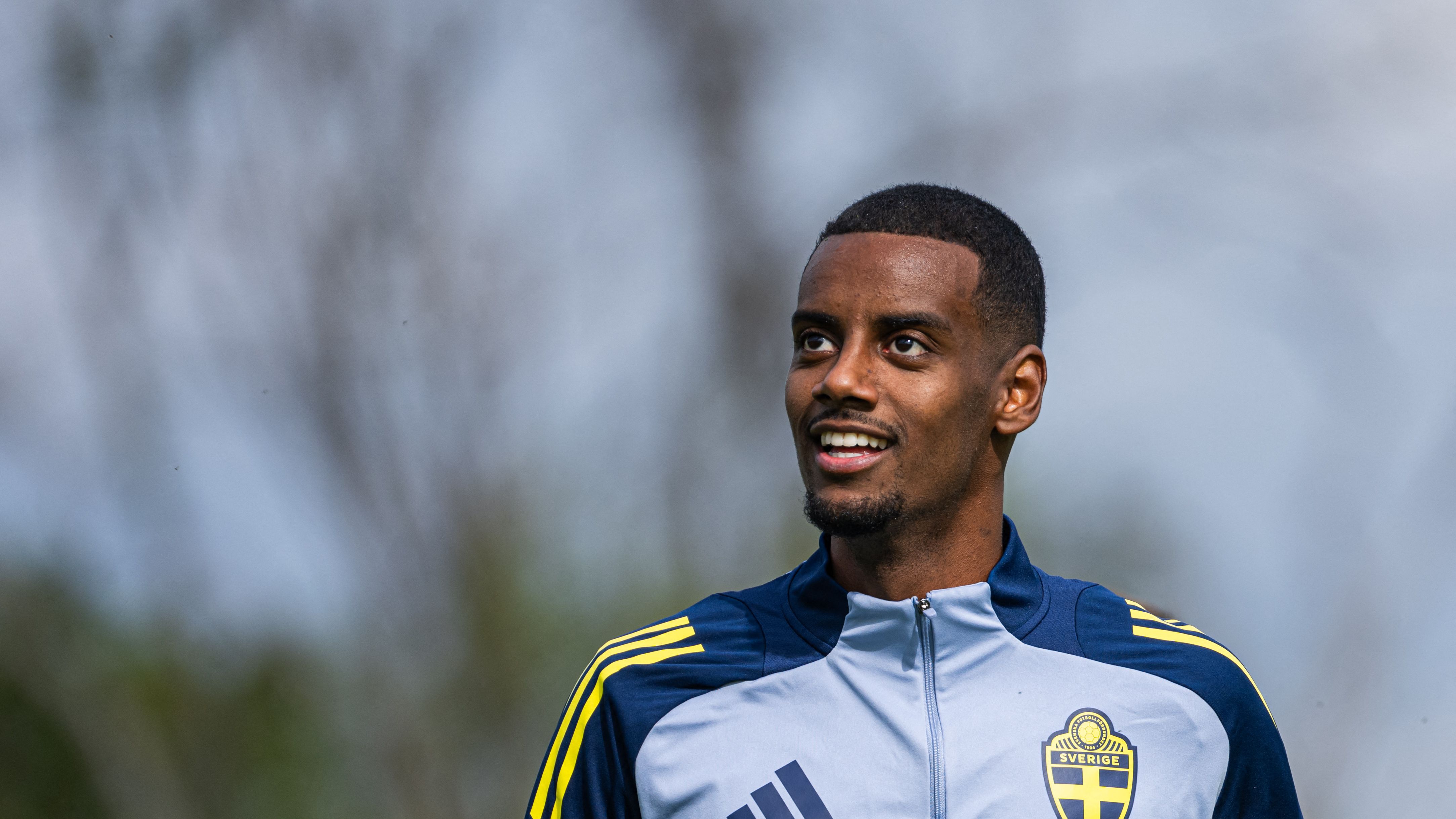 FBL-SWE-ENG-PR-LIVERPOOL-ISAK