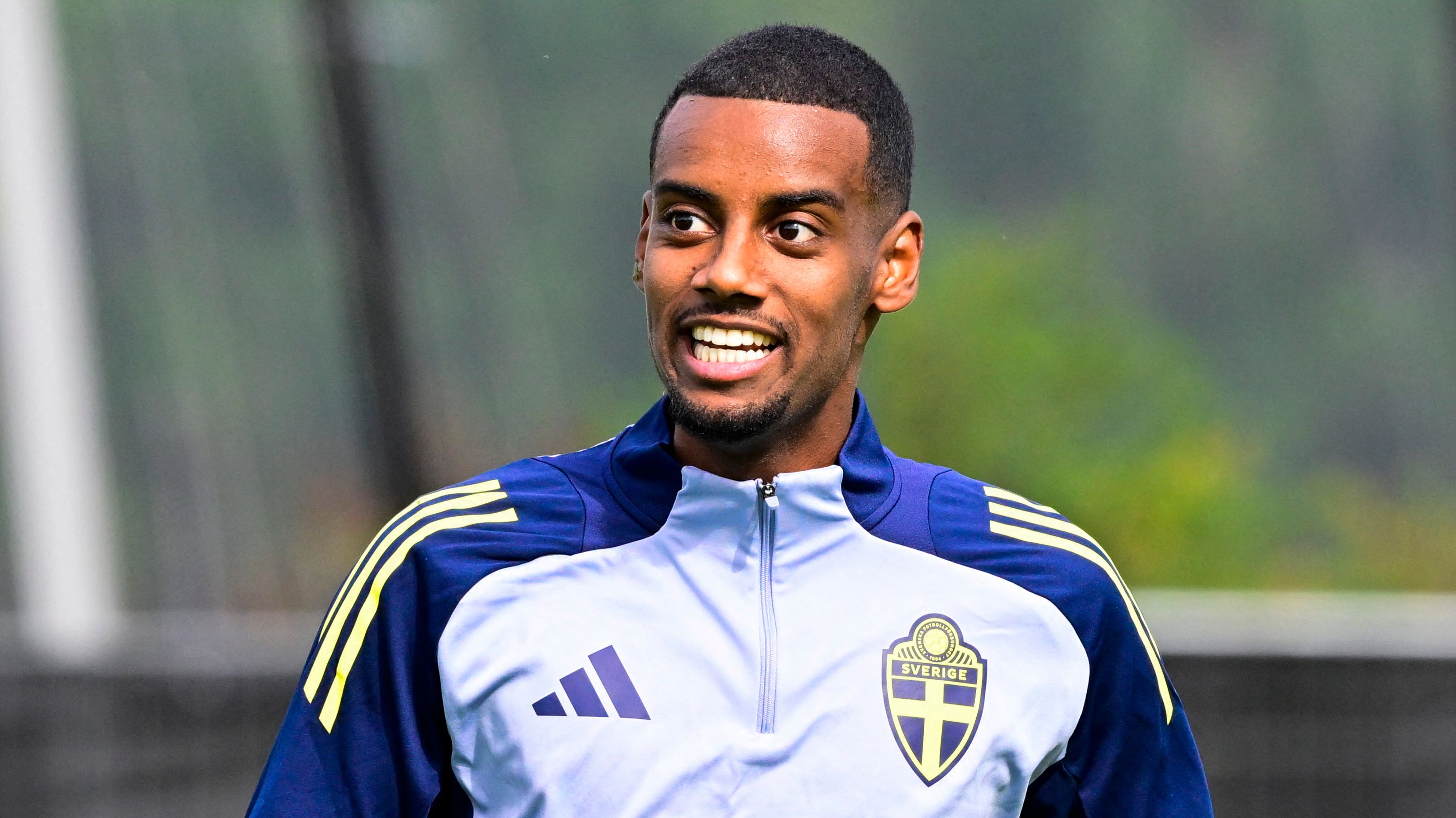 FBL-SWE-ENG-PR-LIVERPOOL-ISAK