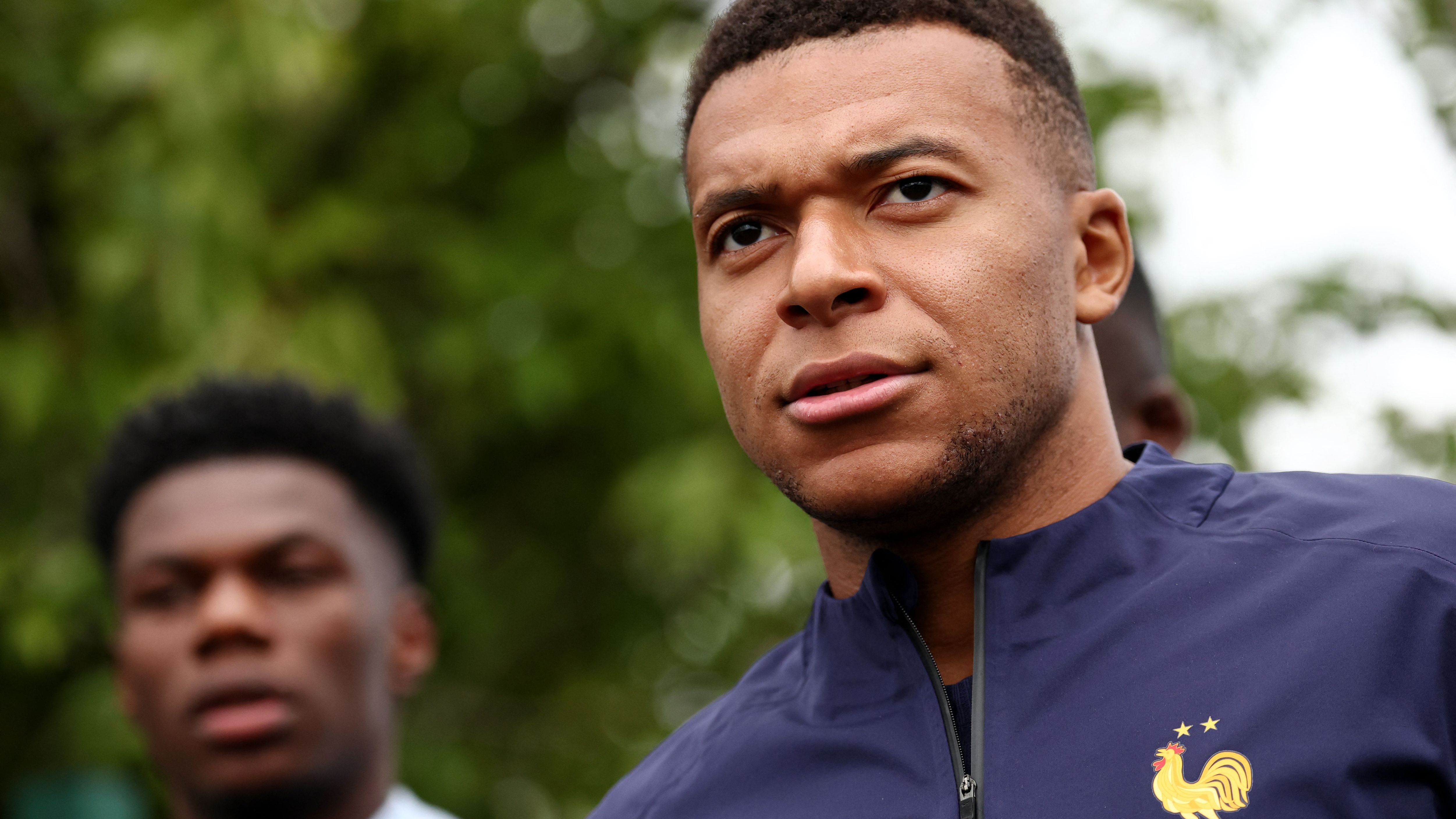 FBL-FRA-WC-2026-QUALIFIERS-TRAINING