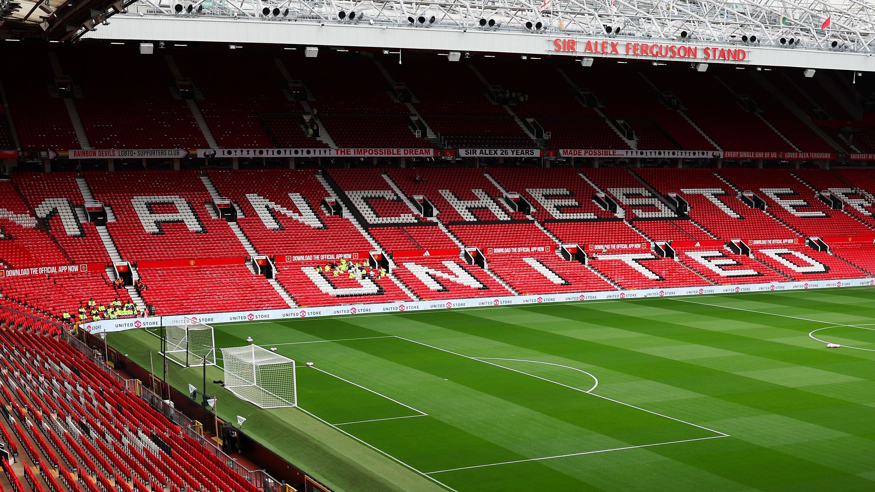 Manchester United v Burnley - Premier League