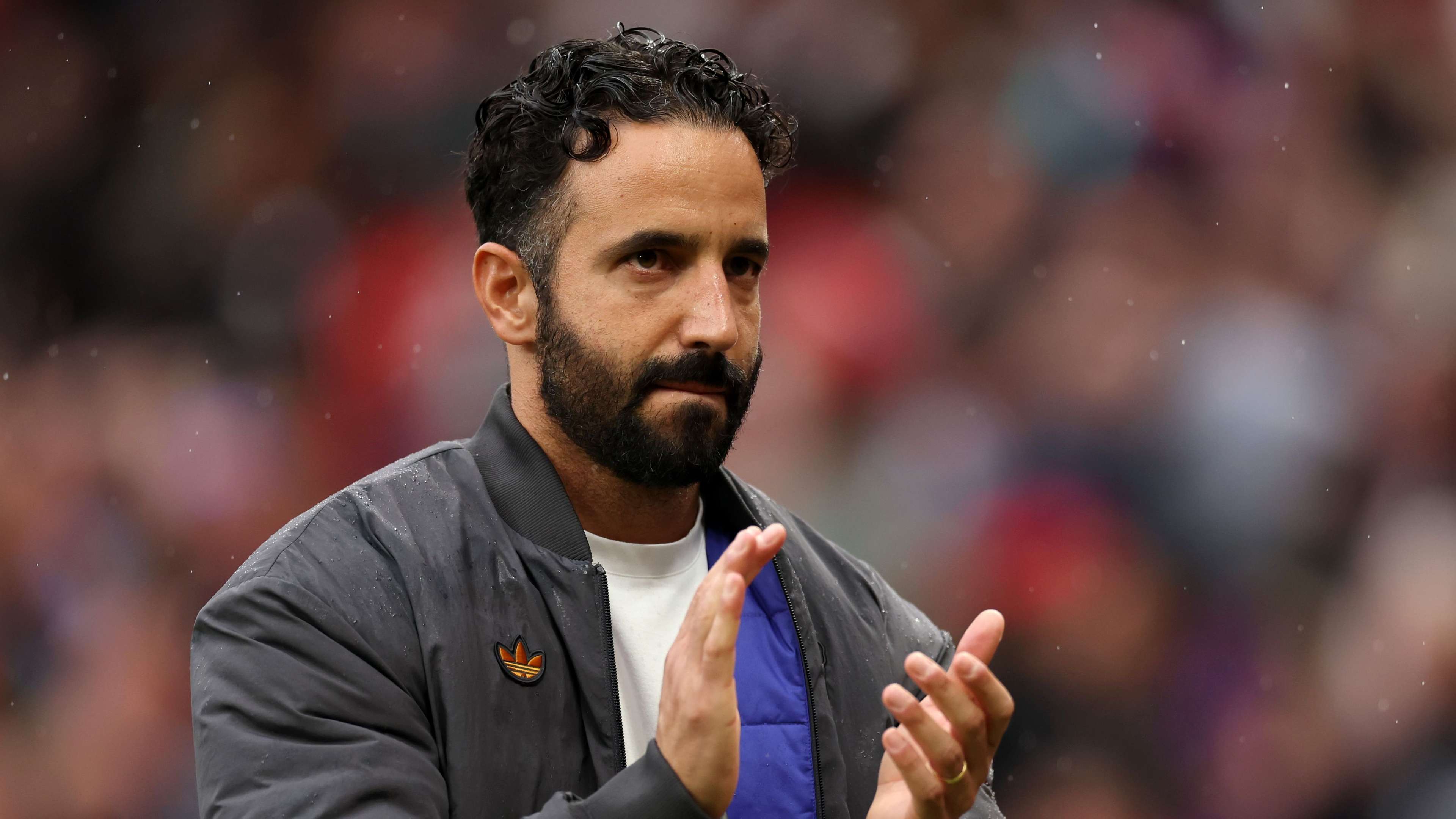 Manchester United v Burnley - Premier League