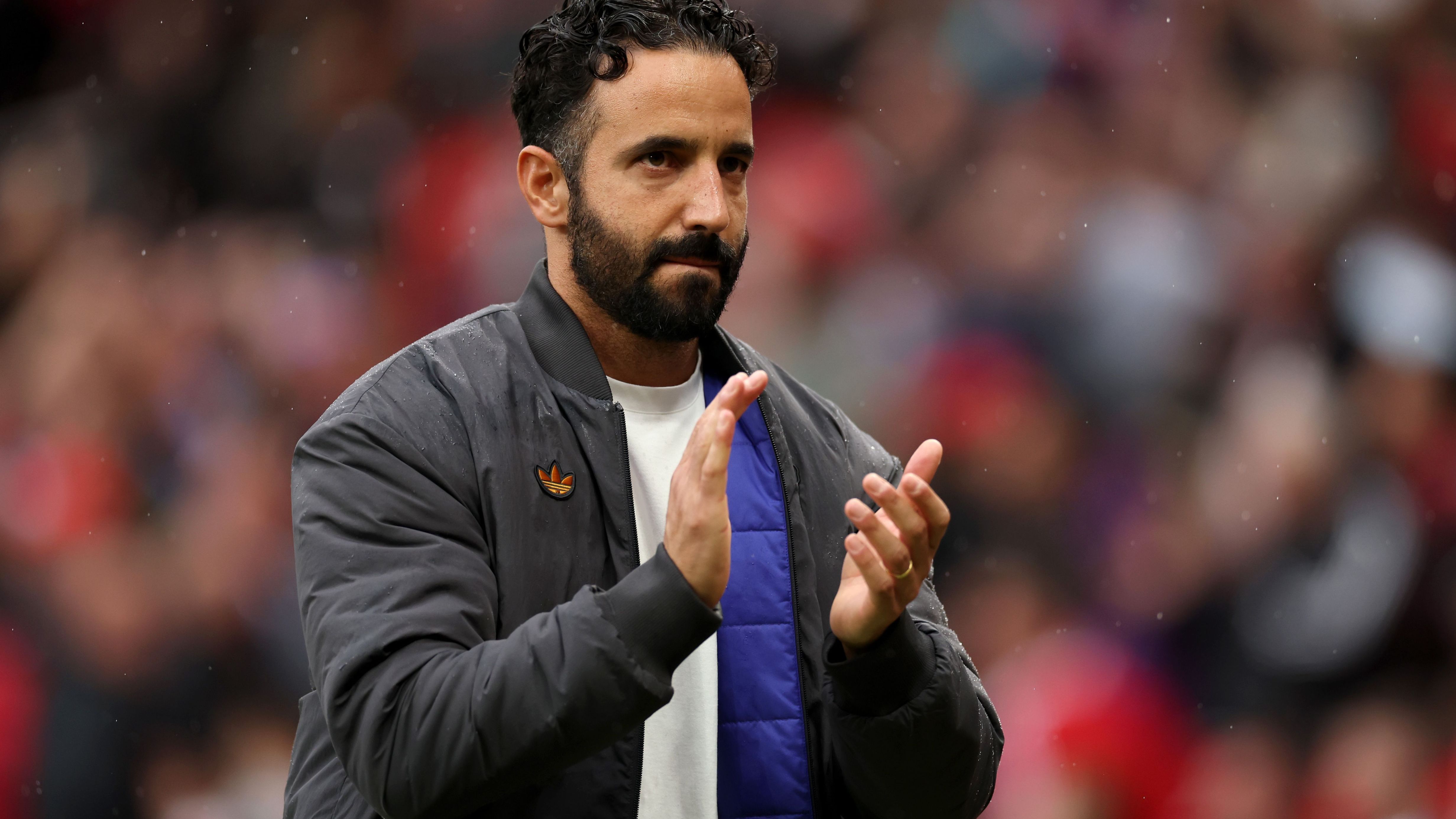 Manchester United v Burnley - Premier League