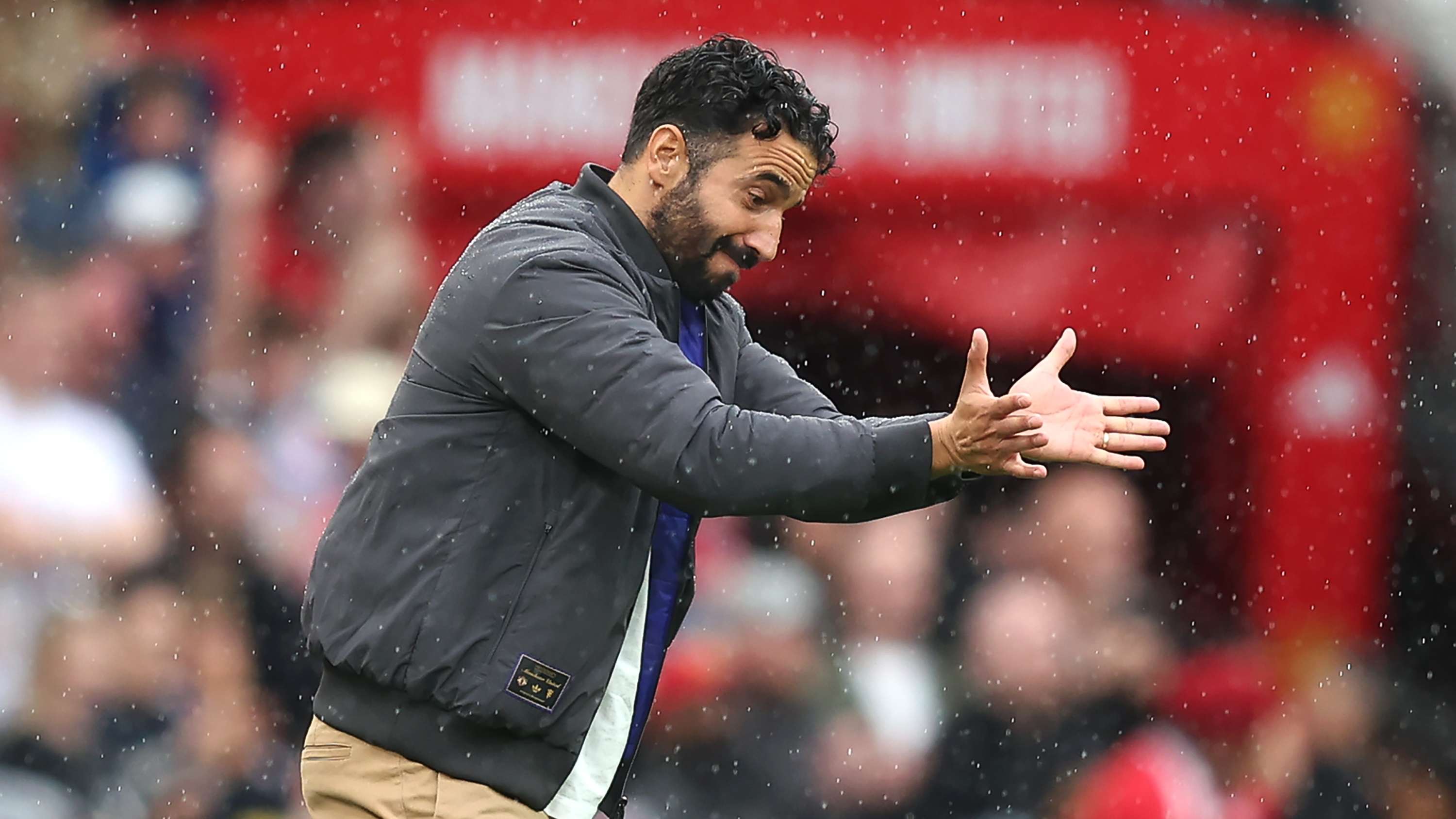 Manchester United v Burnley - Premier League