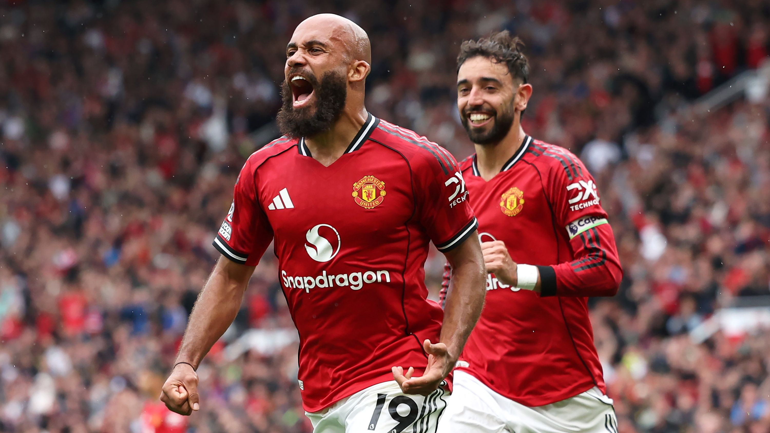 Manchester United v Burnley - Premier League