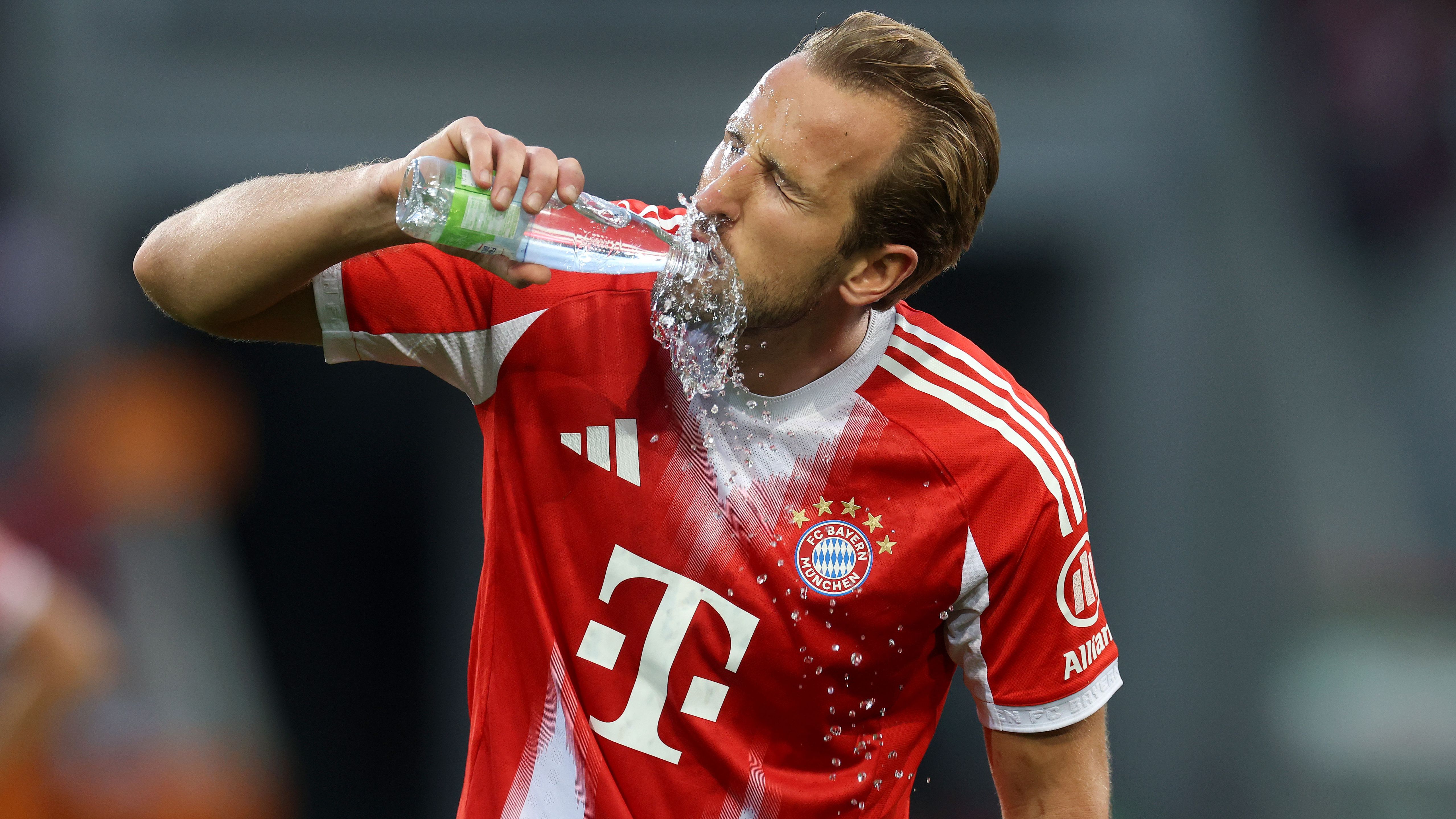 FC Augsburg v FC Bayern München - Bundesliga