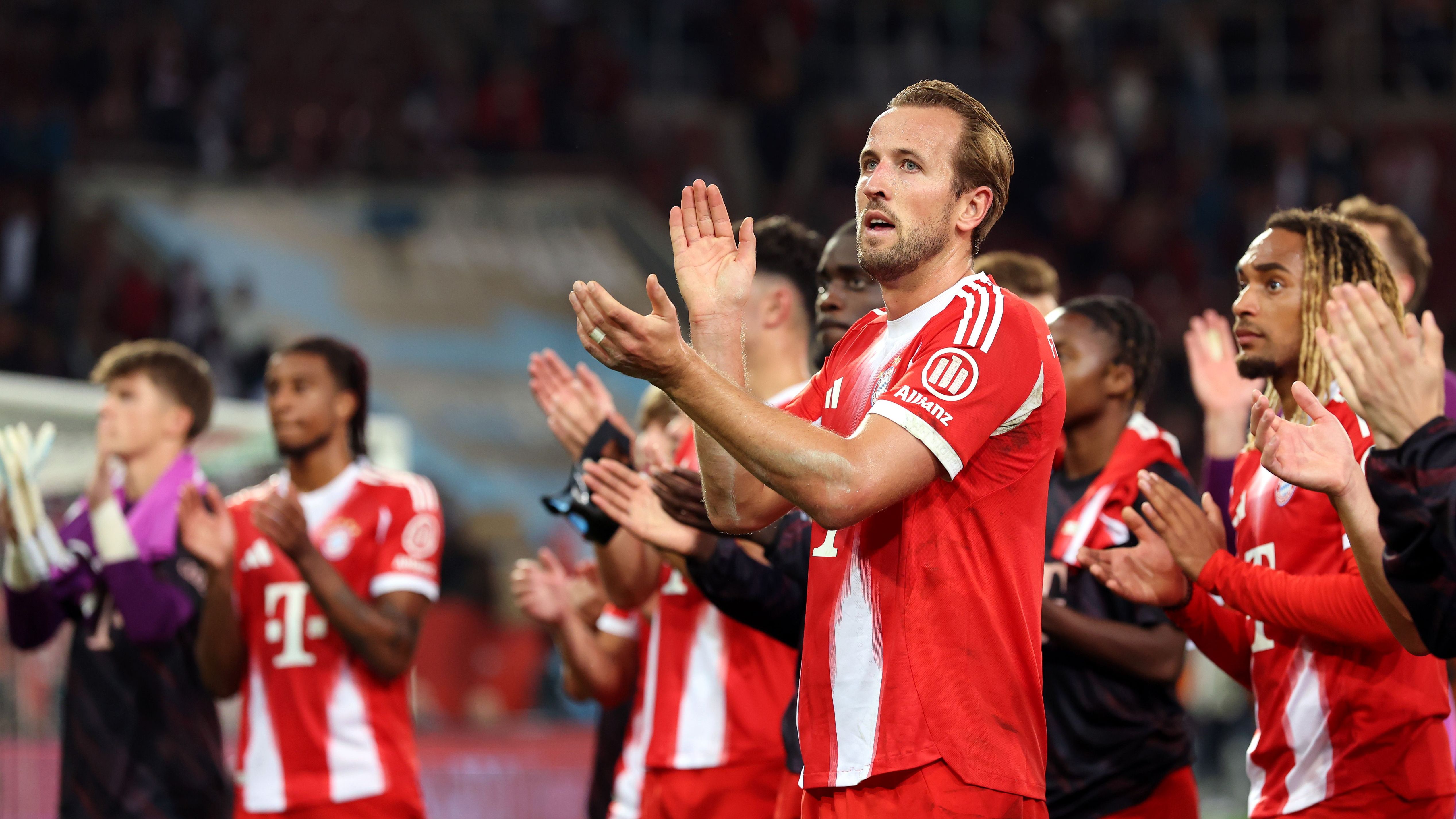 FC Augsburg v FC Bayern München - Bundesliga