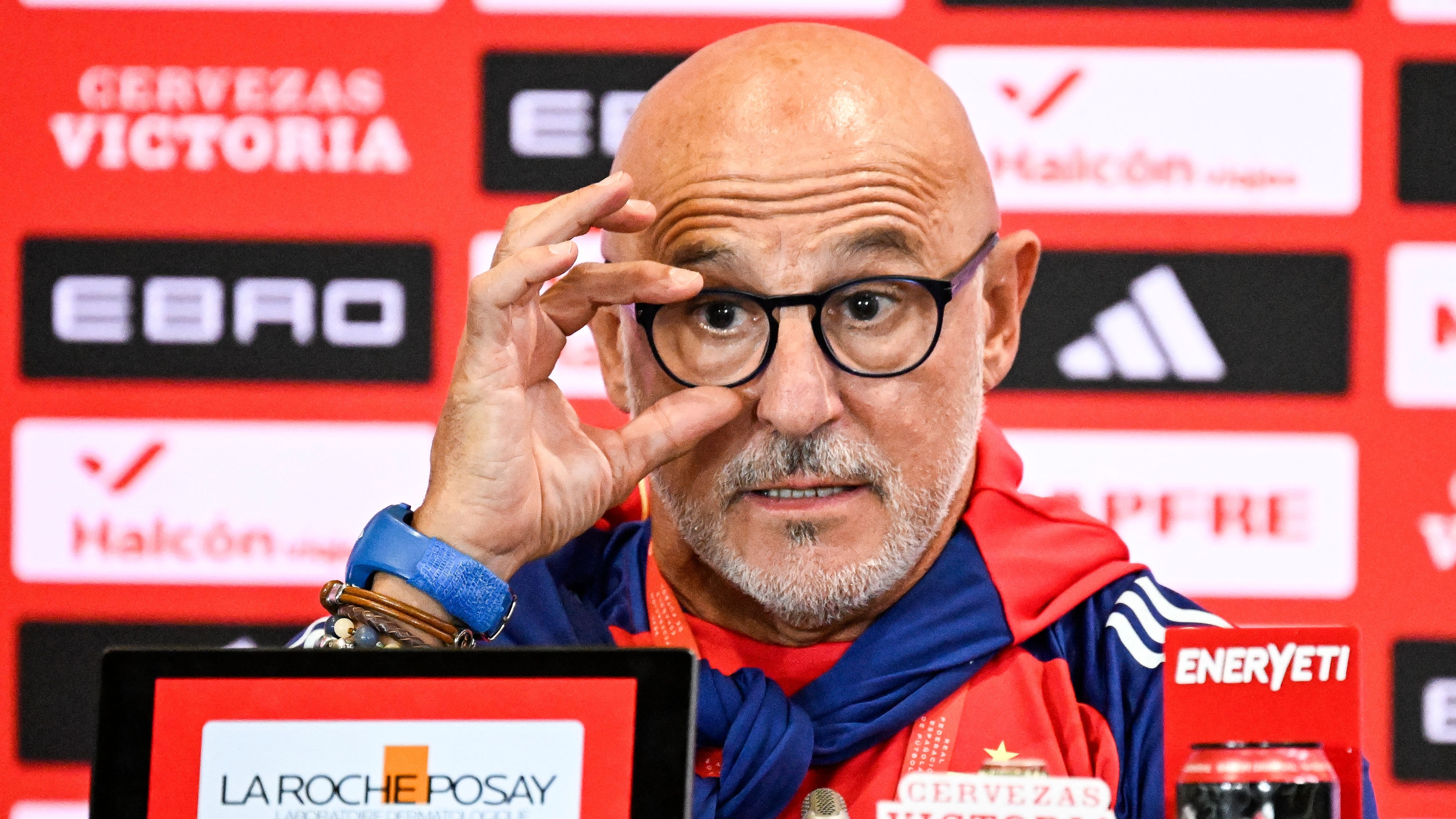 FBL-WC-2026-EUR-QUALIFIERS-ESP-PRESSER