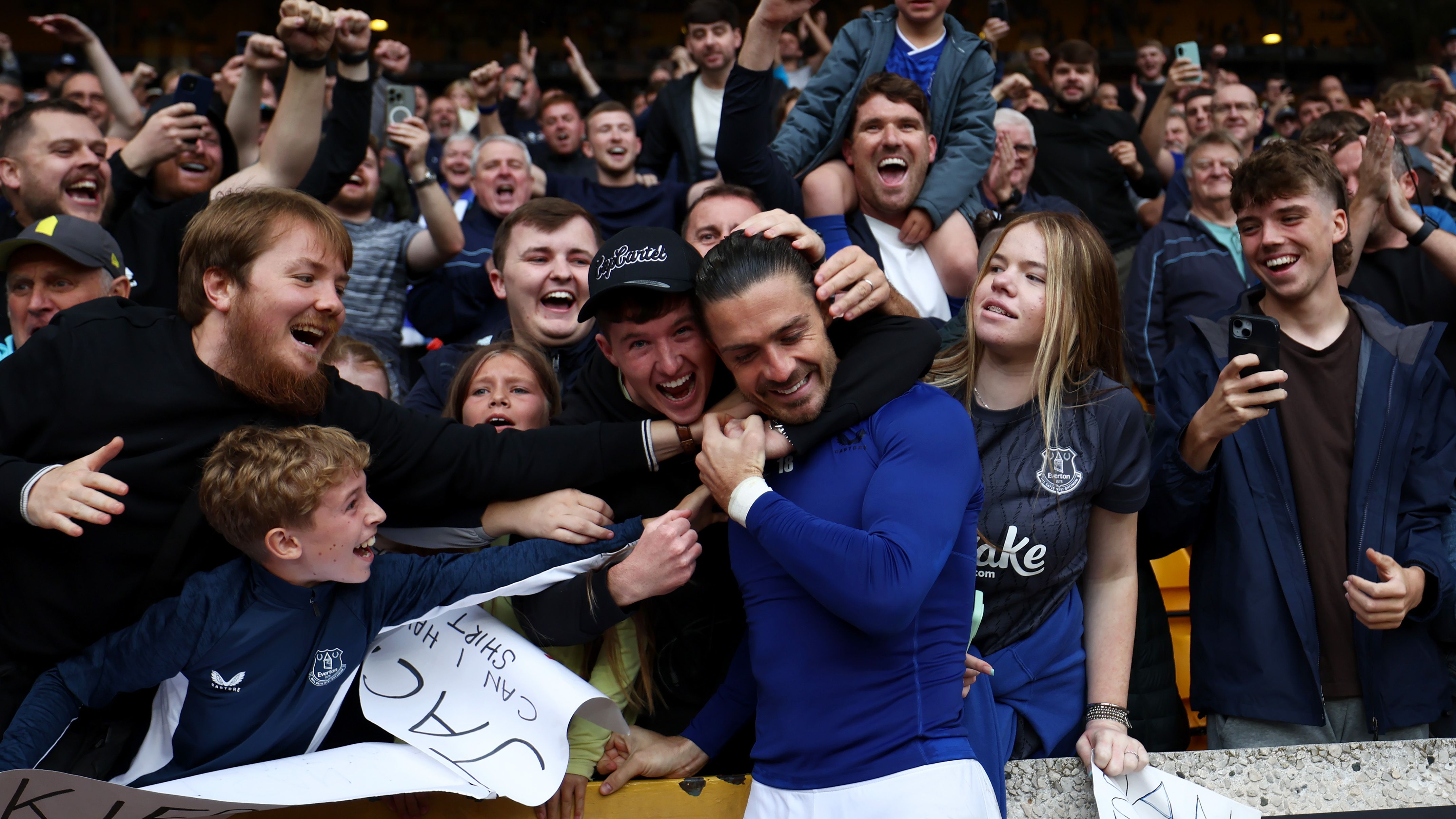 Wolverhampton Wanderers v Everton - Premier League