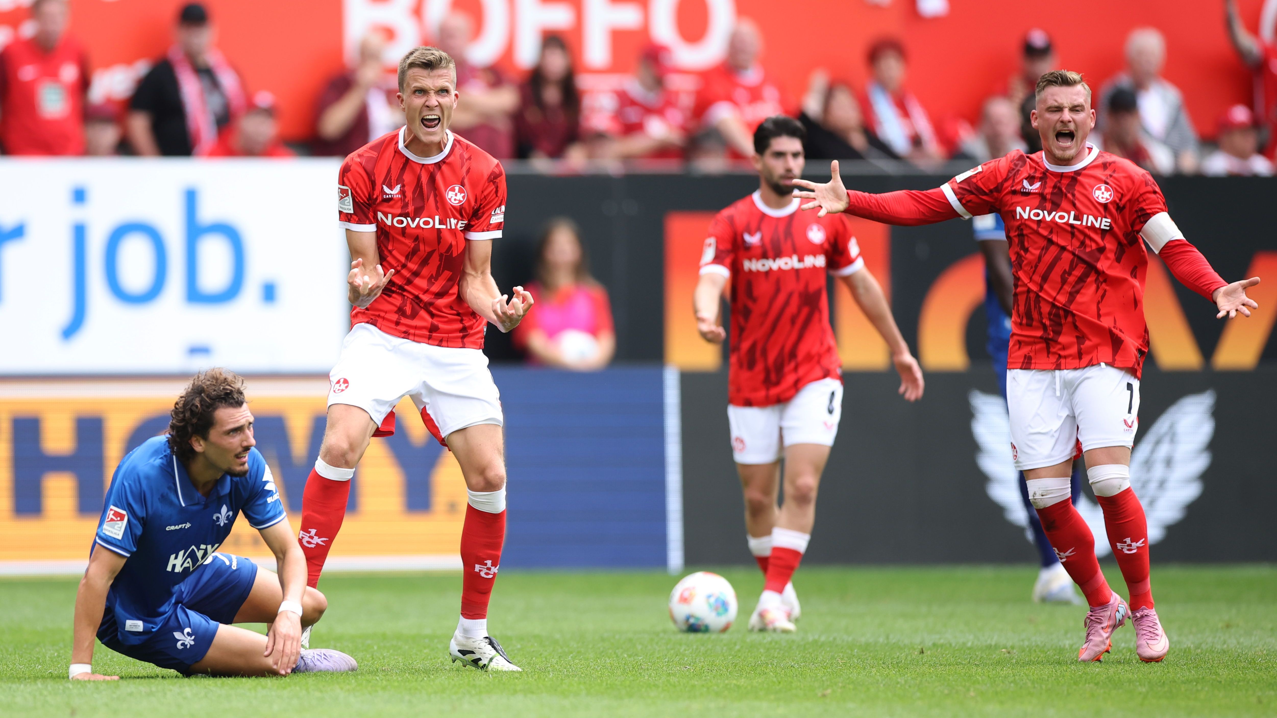 1. FC Kaiserslautern v SV Darmstadt 98 - 2. Bundesliga