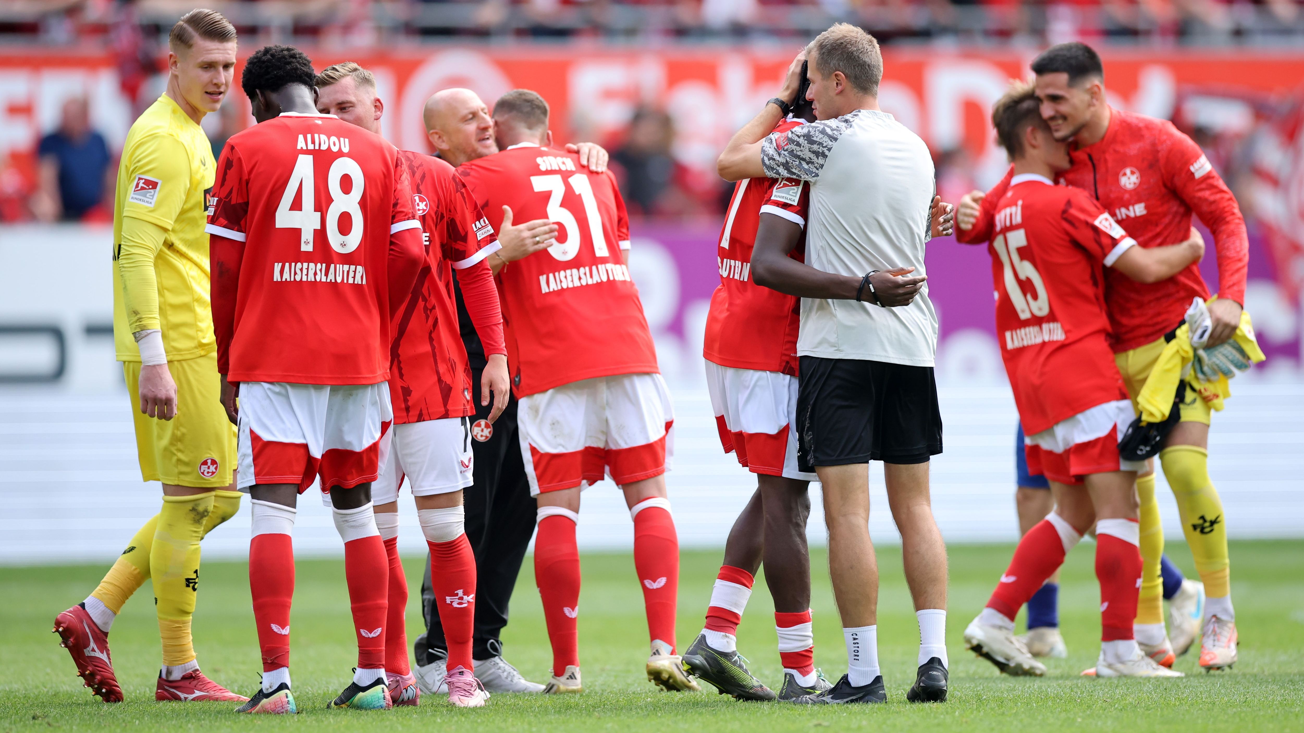 1. FC Kaiserslautern v SV Darmstadt 98 - 2. Bundesliga