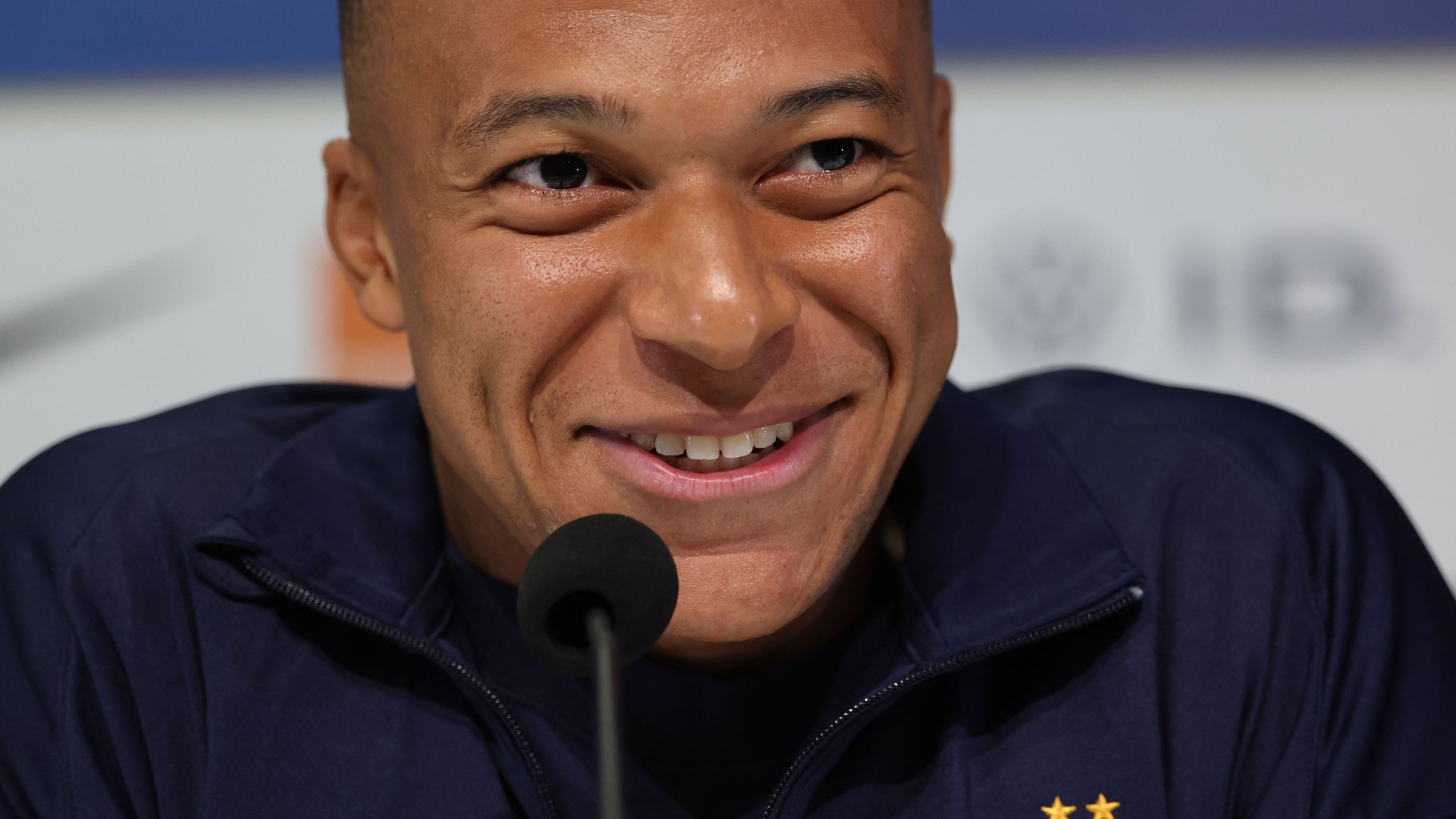 FBL-WC-2026-EUR-QUALIFIER-UKR-FRA-PRESSER