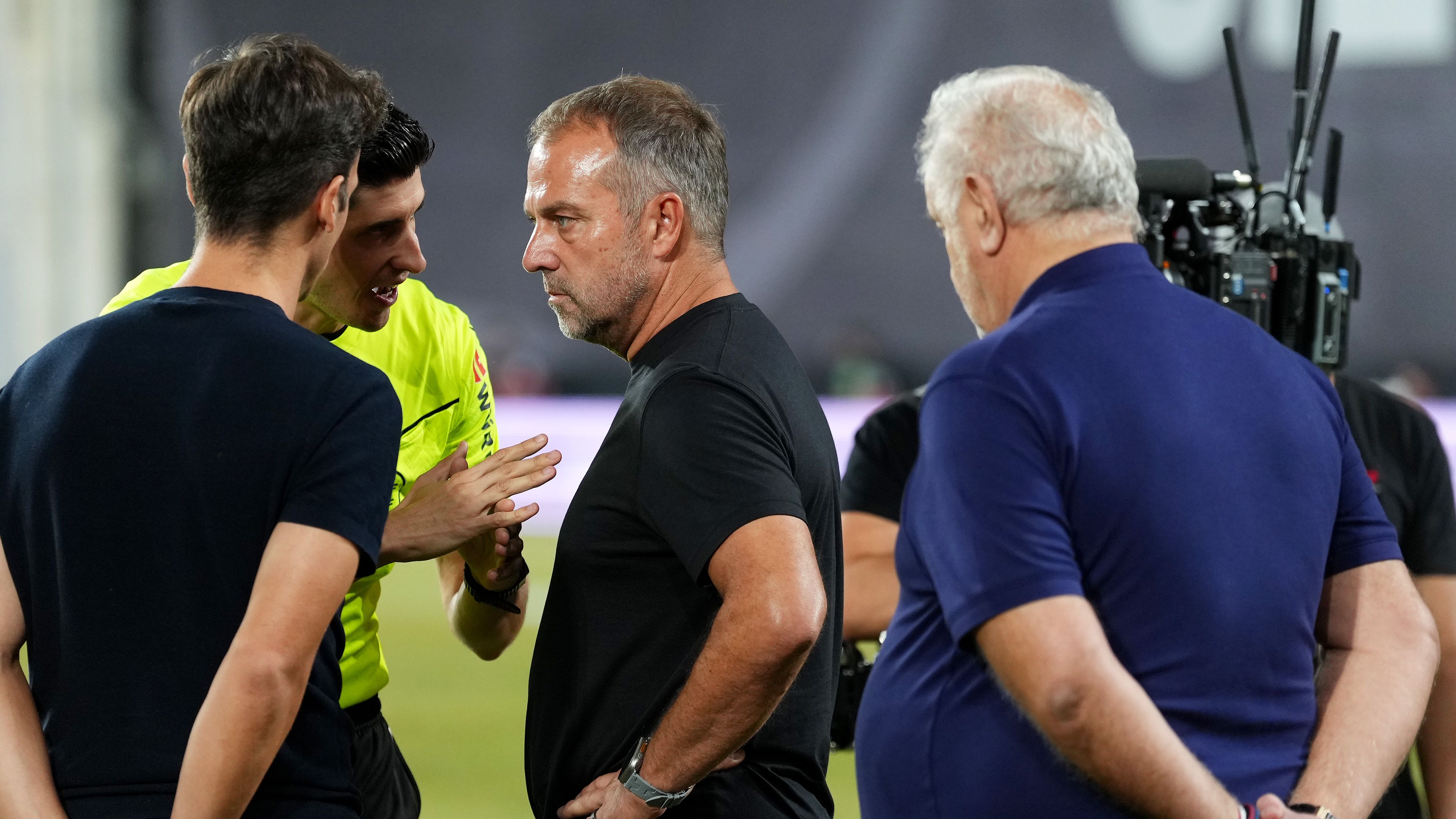 Rayo Vallecano de Madrid v FC Barcelona - LaLiga EA Sports