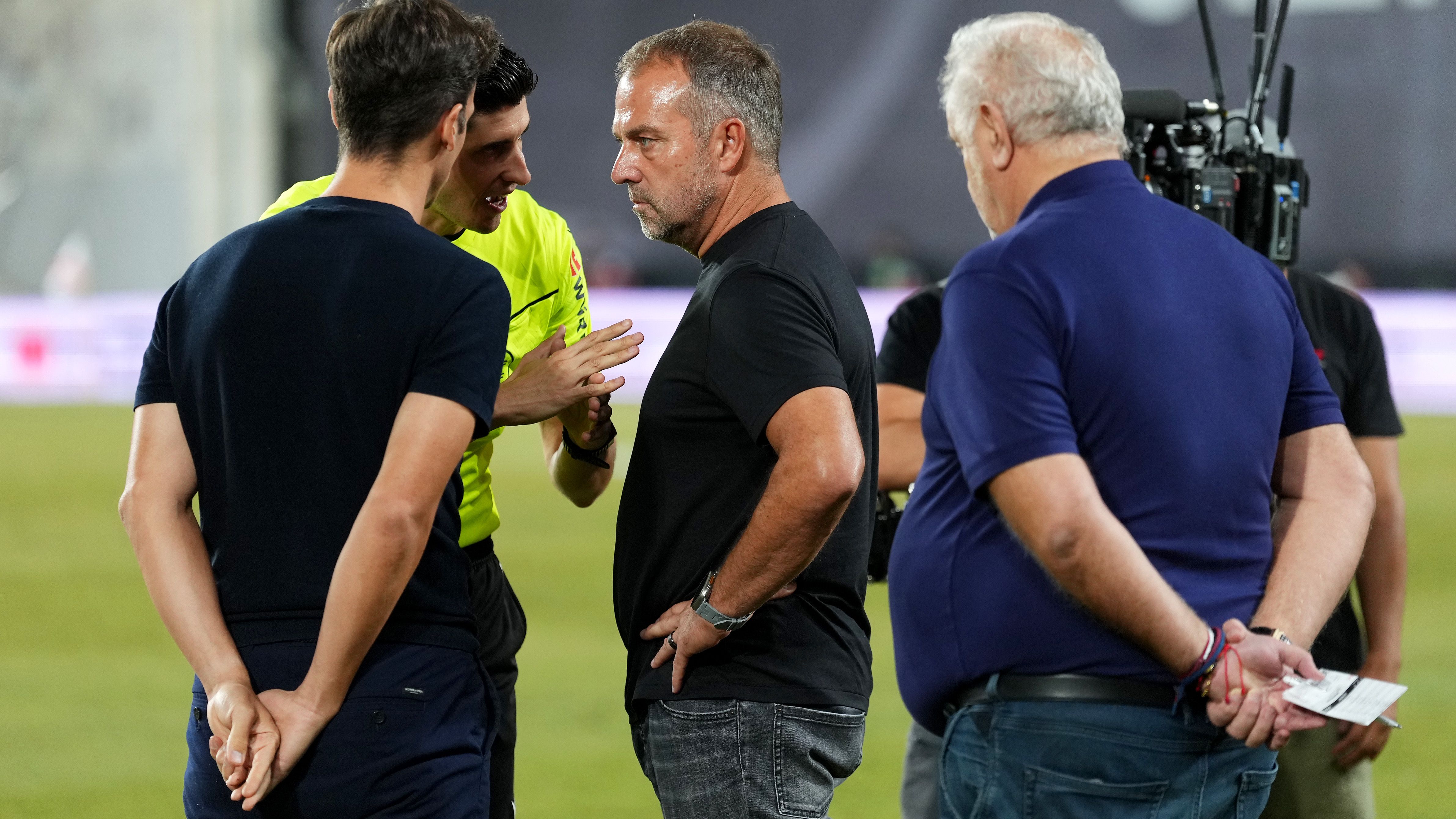 Rayo Vallecano de Madrid v FC Barcelona - LaLiga EA Sports