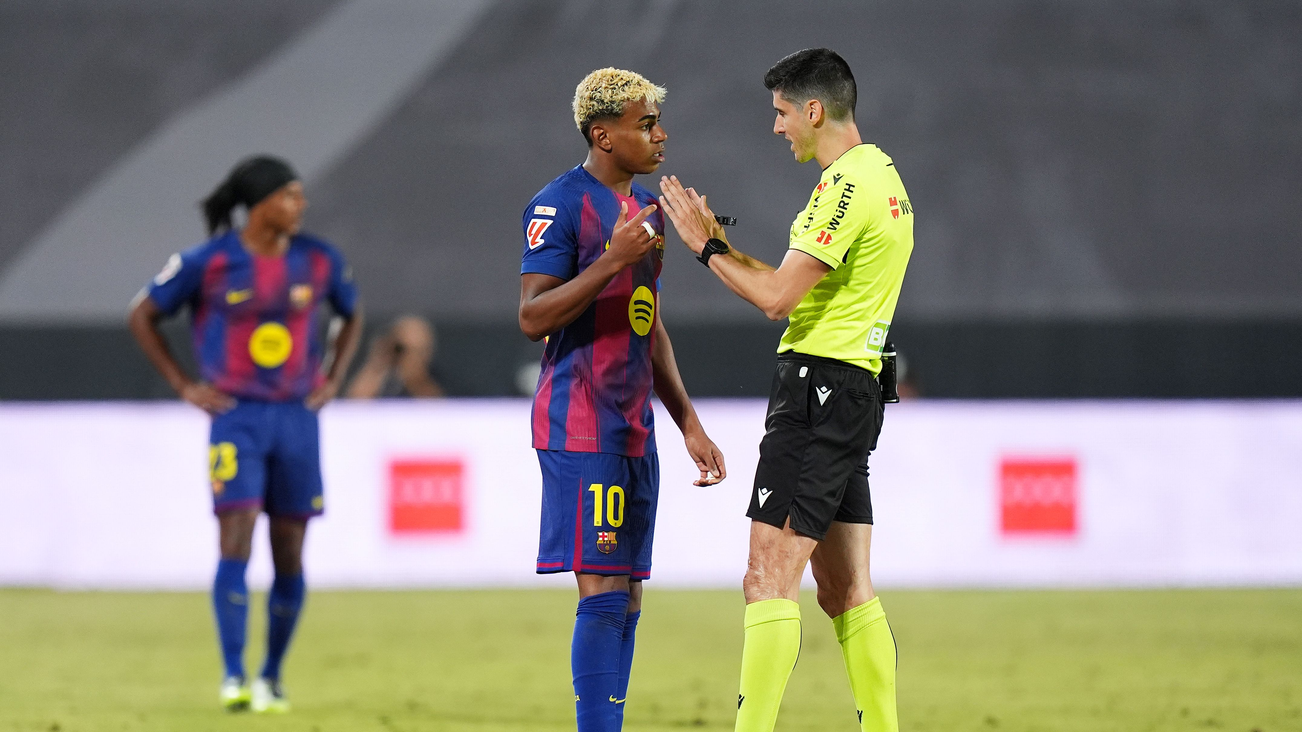 Rayo Vallecano de Madrid v FC Barcelona - LaLiga EA Sports