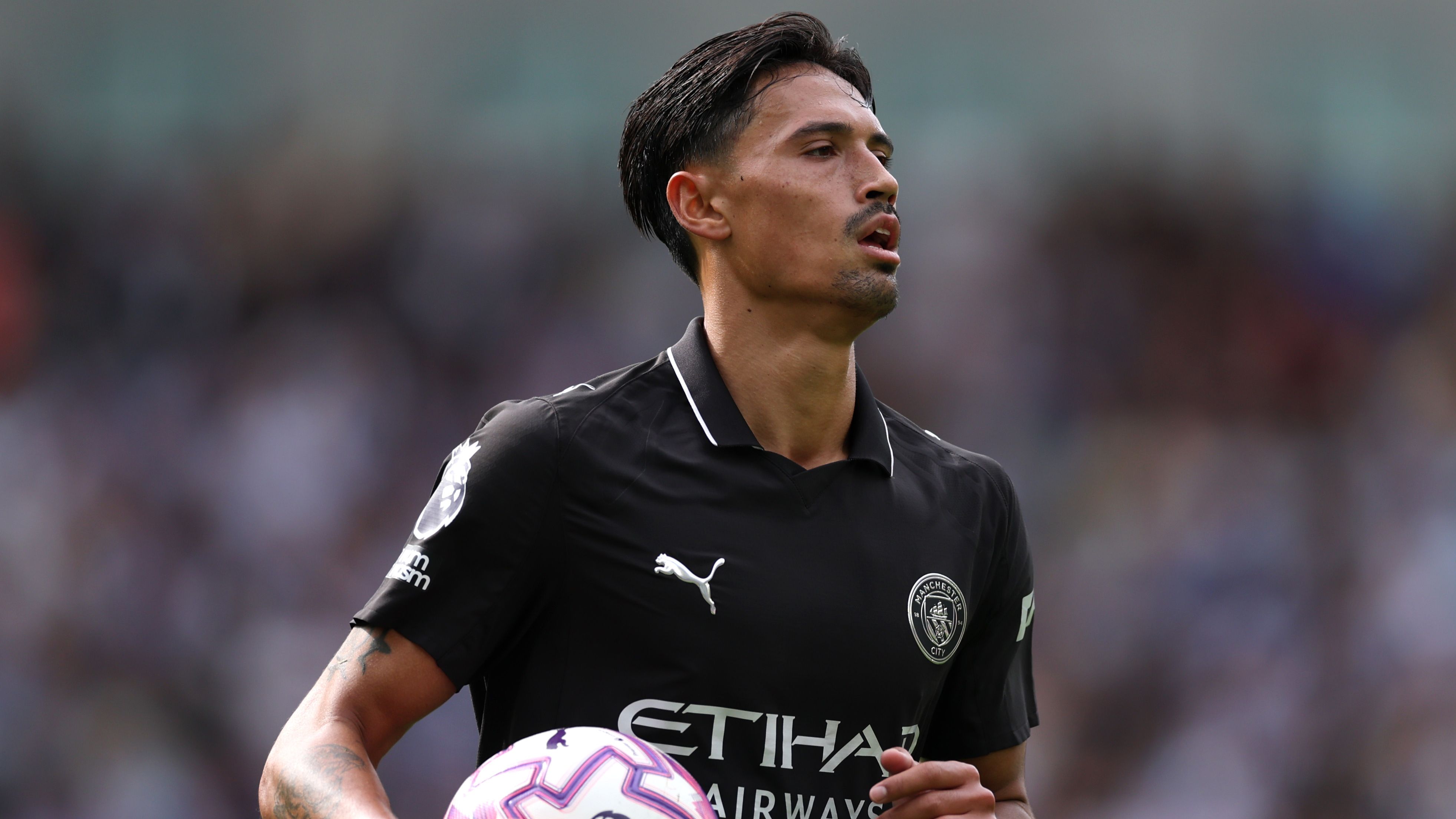Brighton & Hove Albion v Manchester City - Premier League