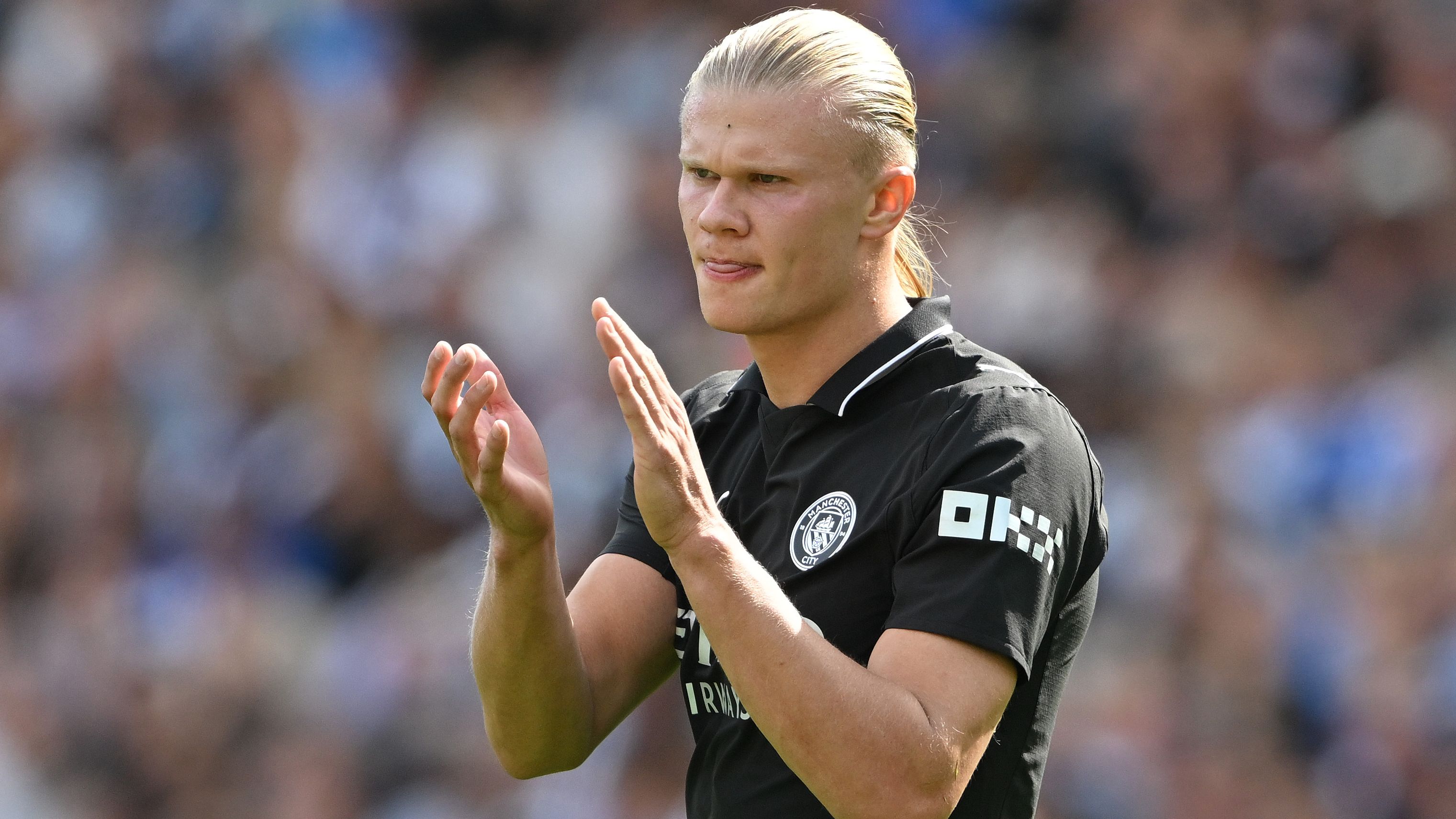 Brighton & Hove Albion v Manchester City - Premier League