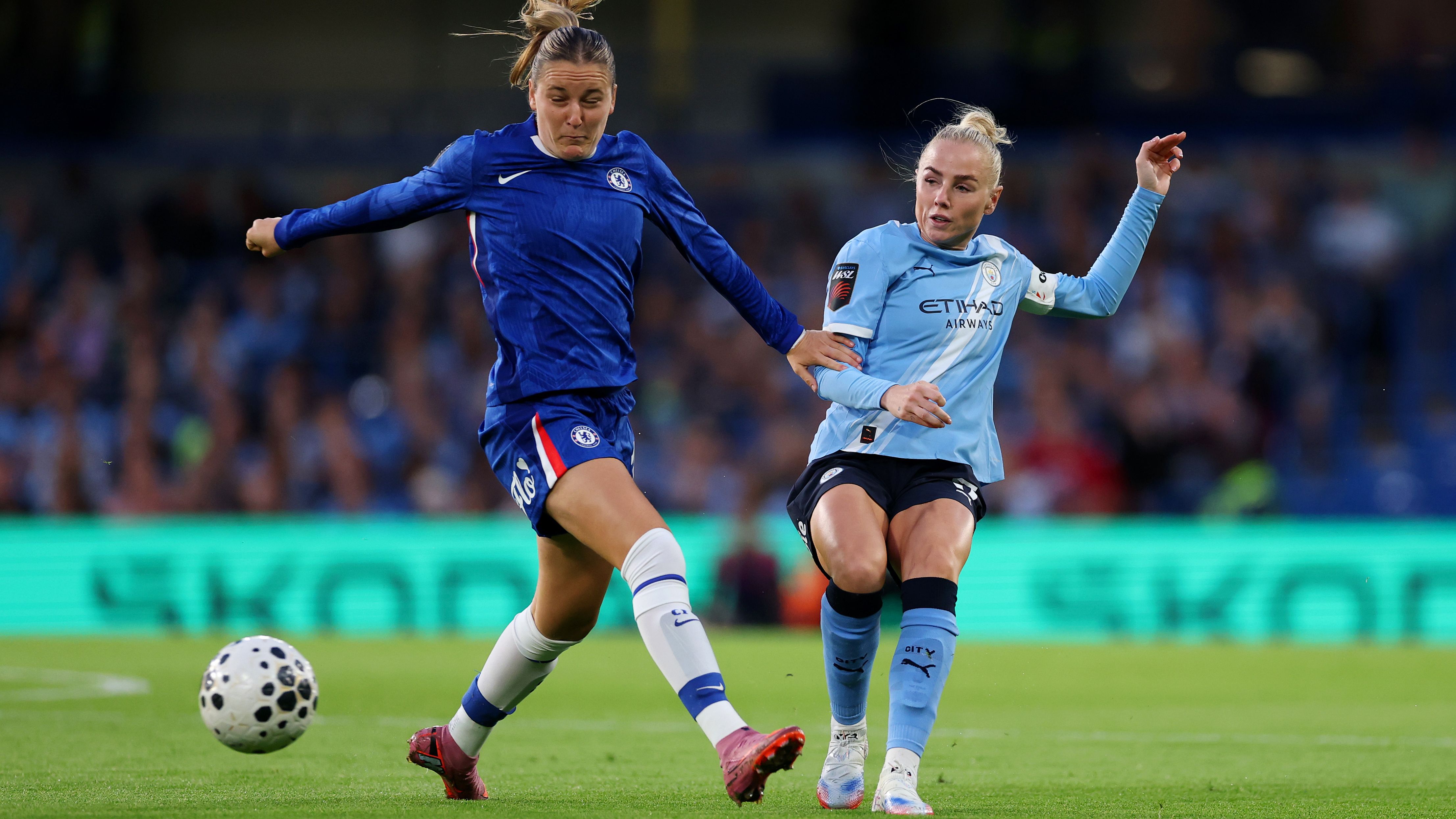 Chelsea FC v Manchester City - Barclays Women's Super League