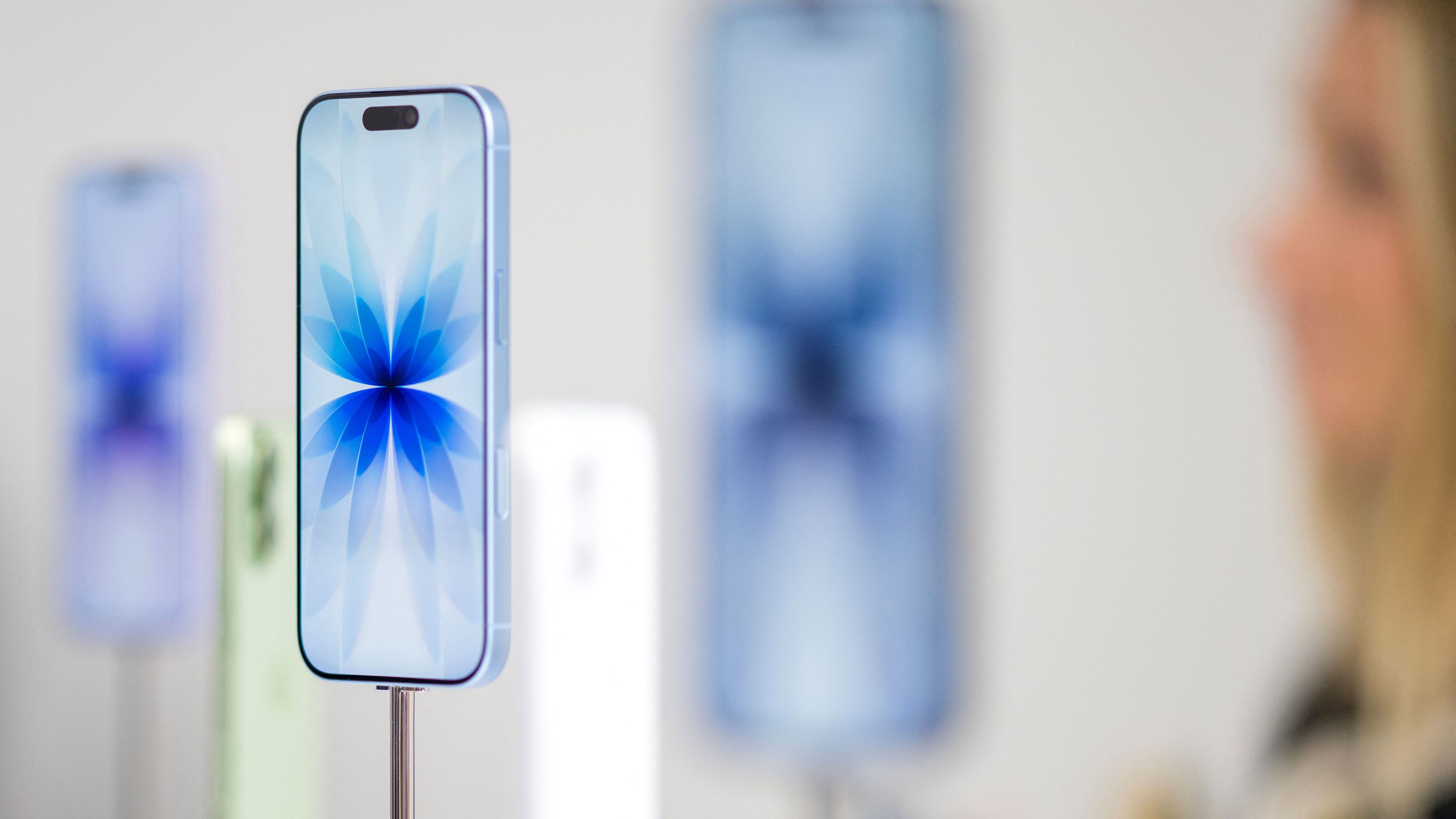 US-TECHNOLOGY-AI-APPLE