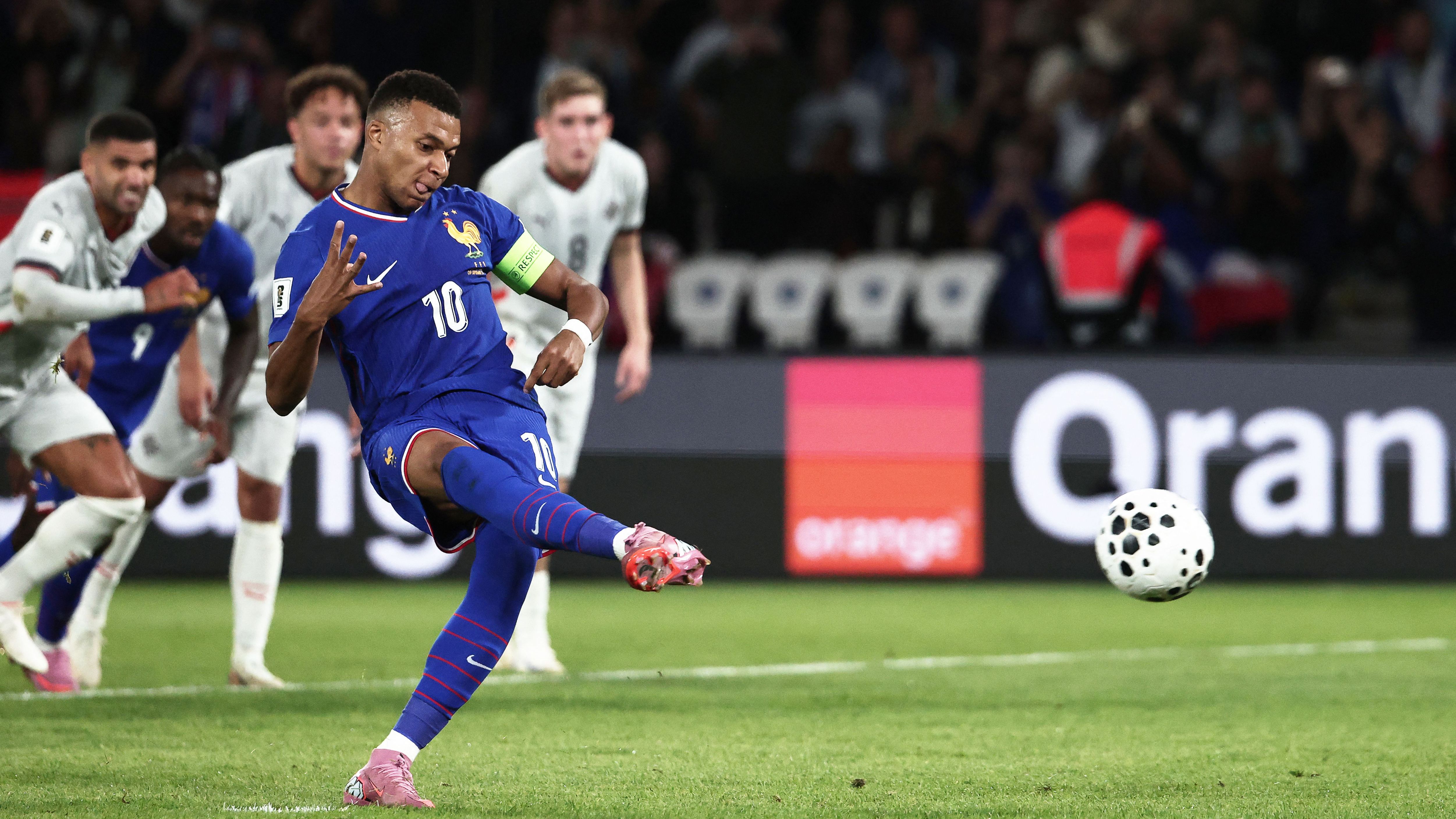 FBL-WC-2026-EUR-QUALIFIERS-FRA-ISL