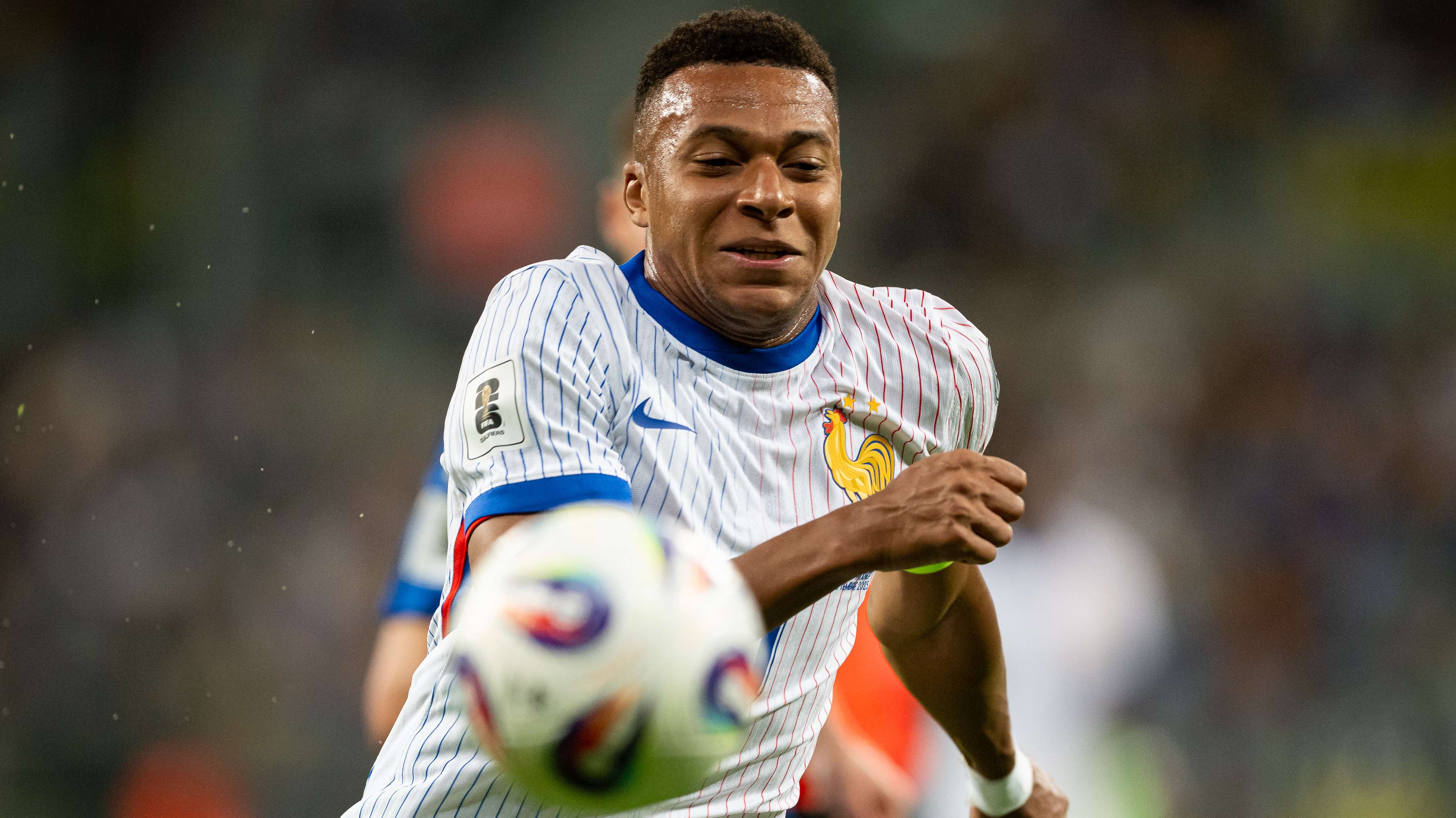 GettyImages-2233949188 Real Madrid star Kylian Mbappe admits he 'can't win' 2025 Ballon d'Or & names two players he would be 'very happy' to see claim the prize