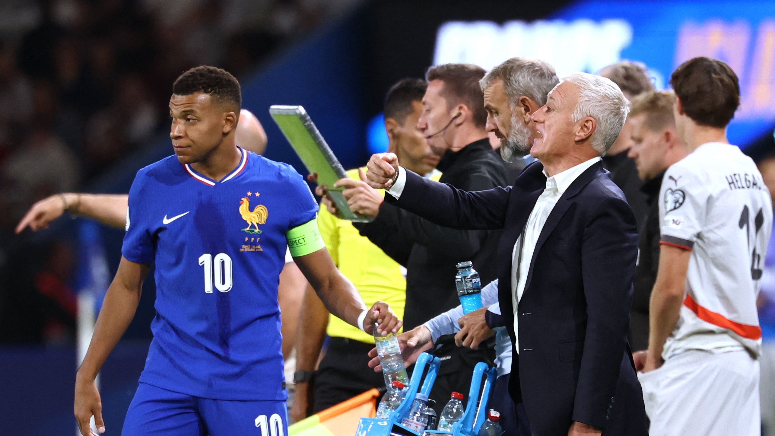 FBL-WC-2026-EUR-QUALIFIERS-FRA-ISL