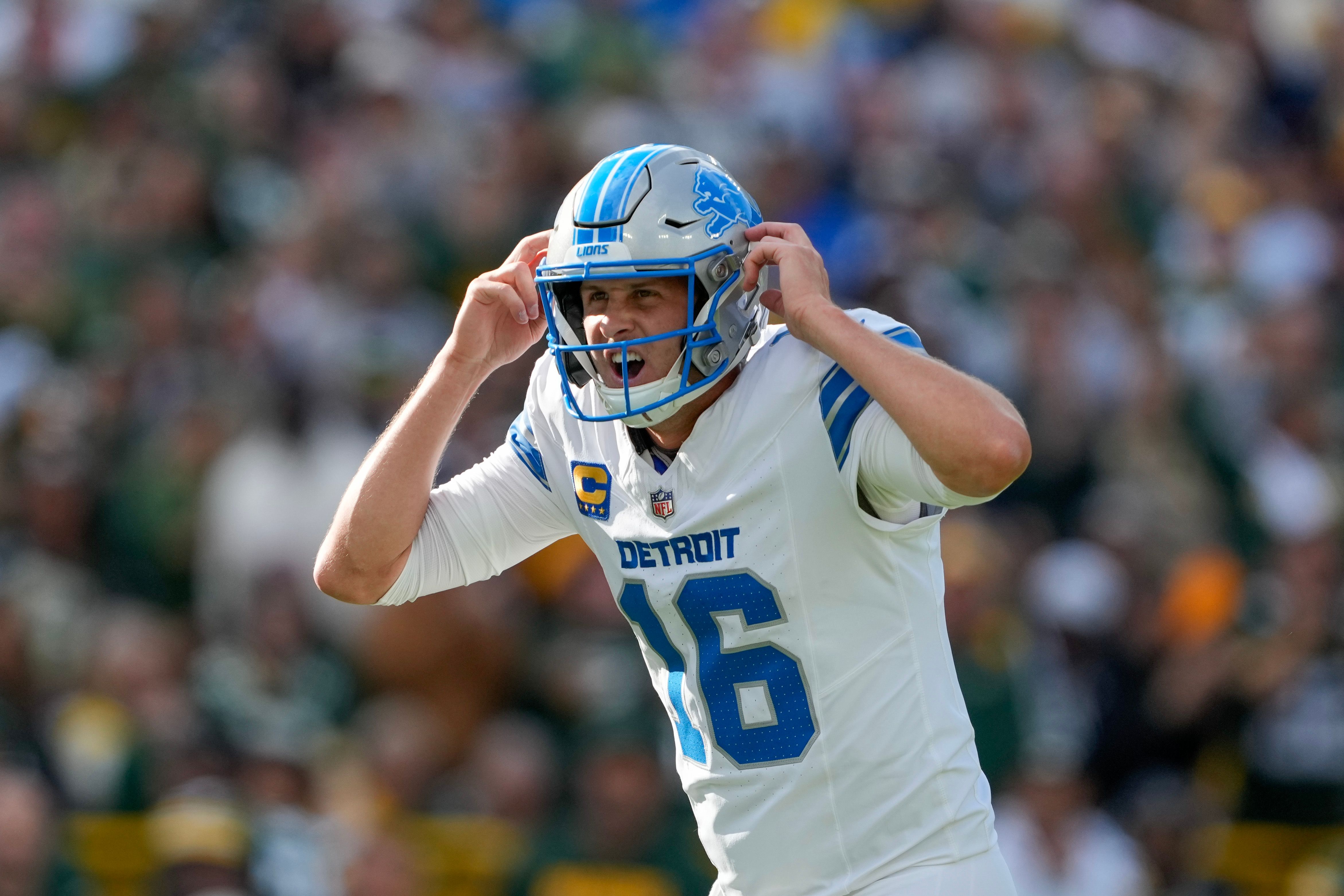 Detroit Lions v Green Bay Packers