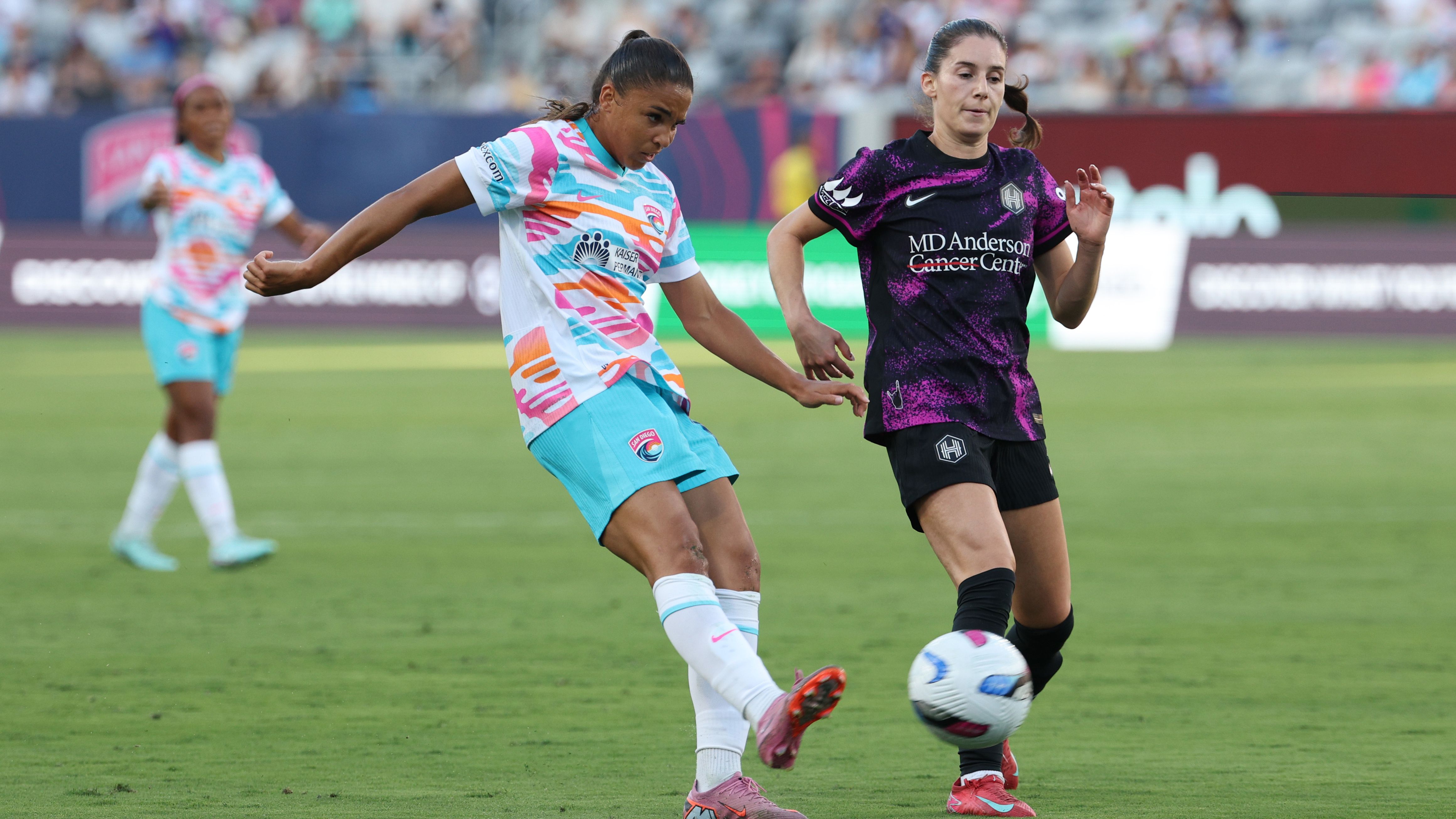 San Diego Wave v Houston Dash