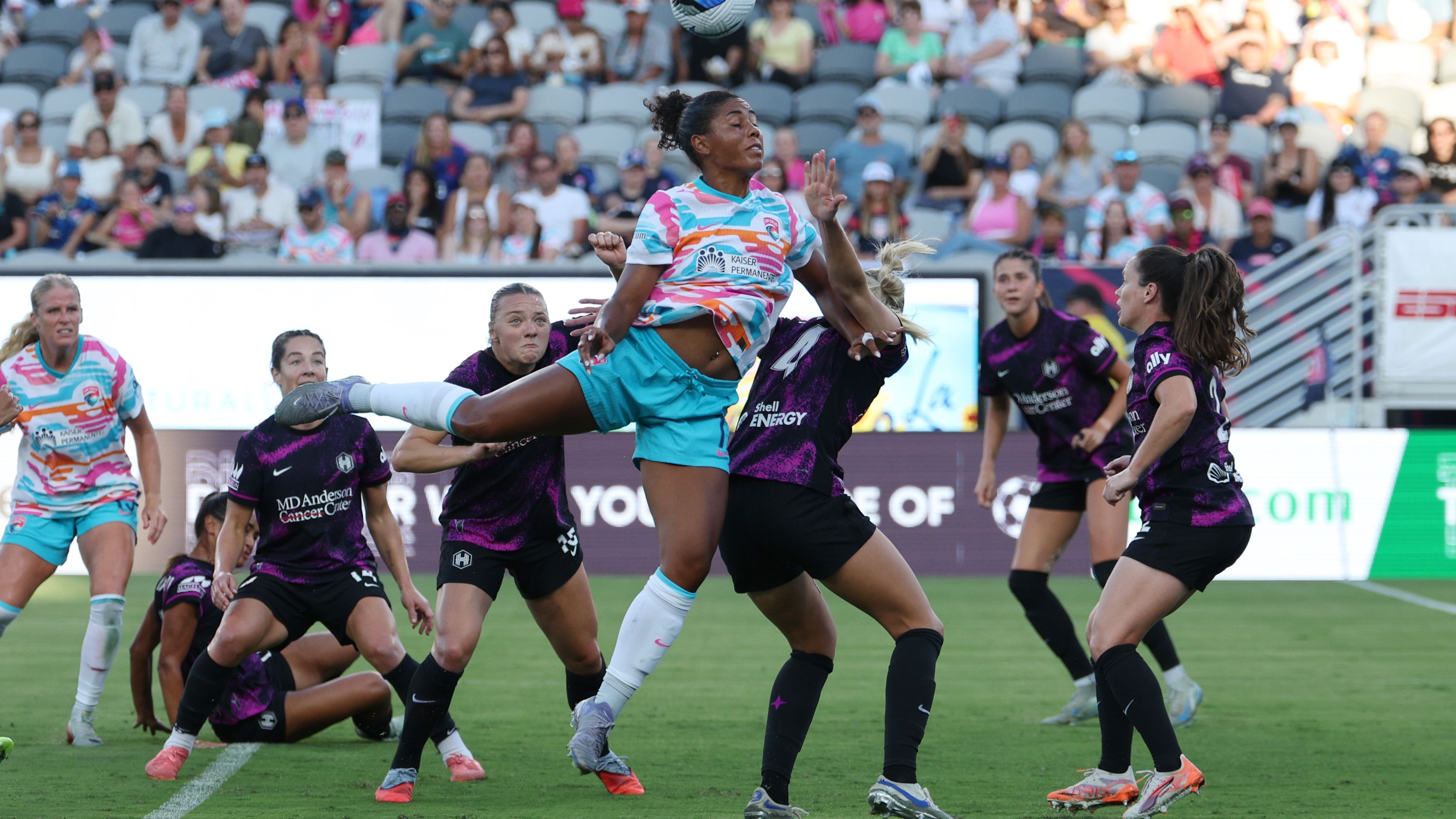 San Diego Wave v Houston Dash