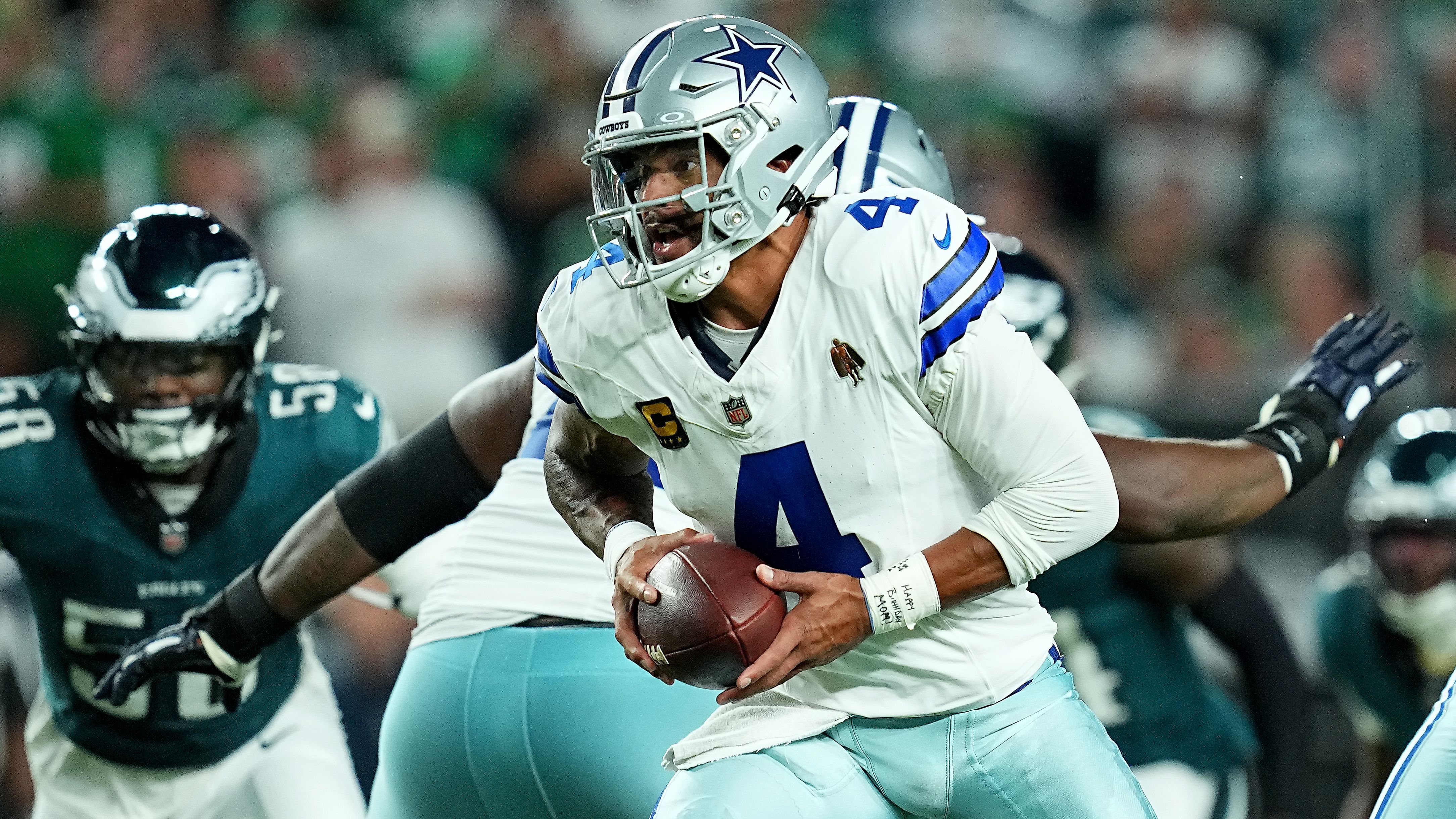 Dallas Cowboys v Philadelphia Eagles