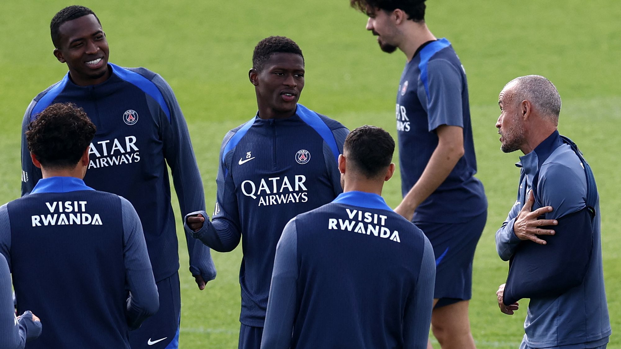 PSG - Auxerre : Luis Enrique change tout