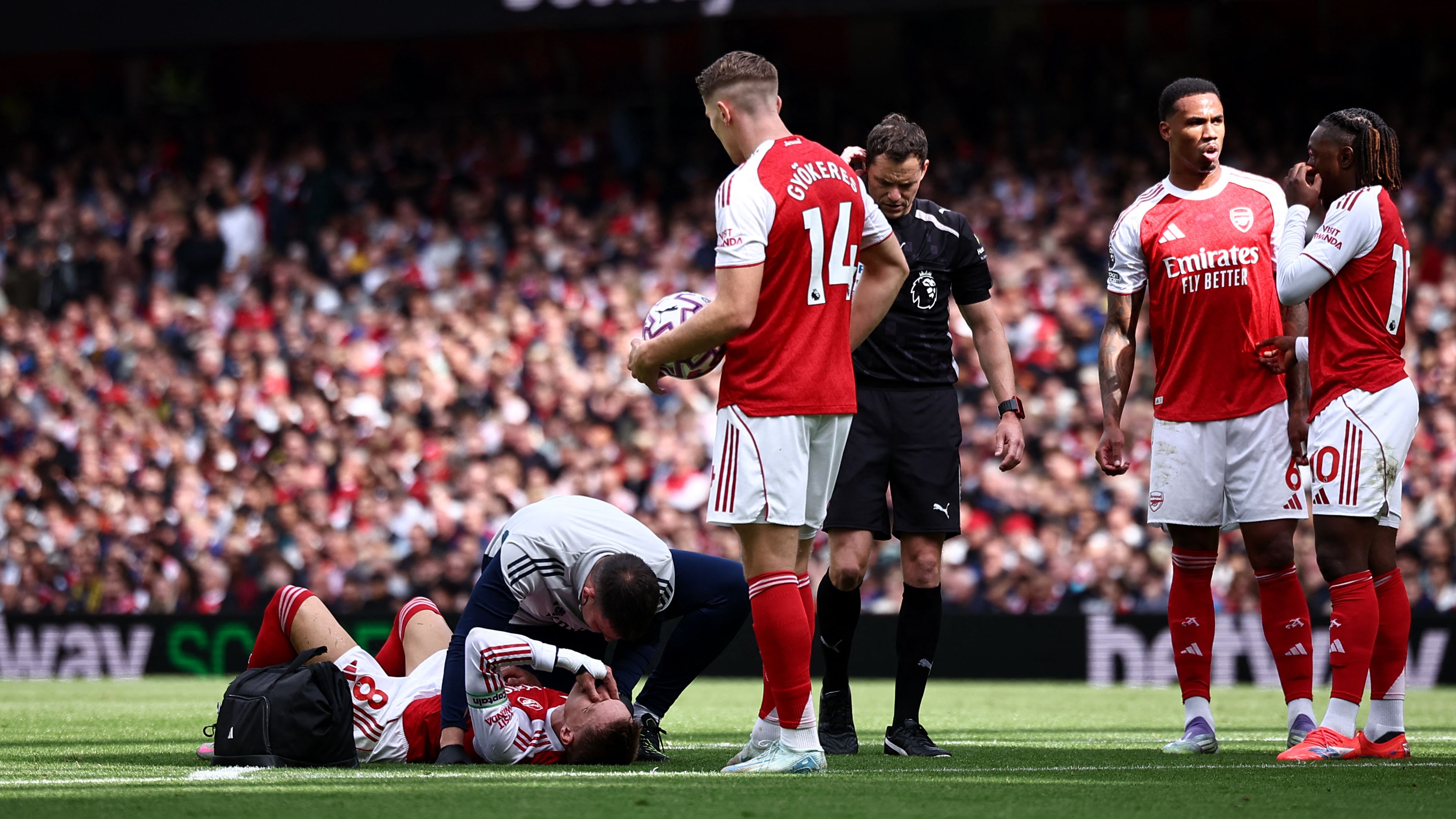 FBL-ENG-PR-ARSENAL-NOTTINGHAM FOREST