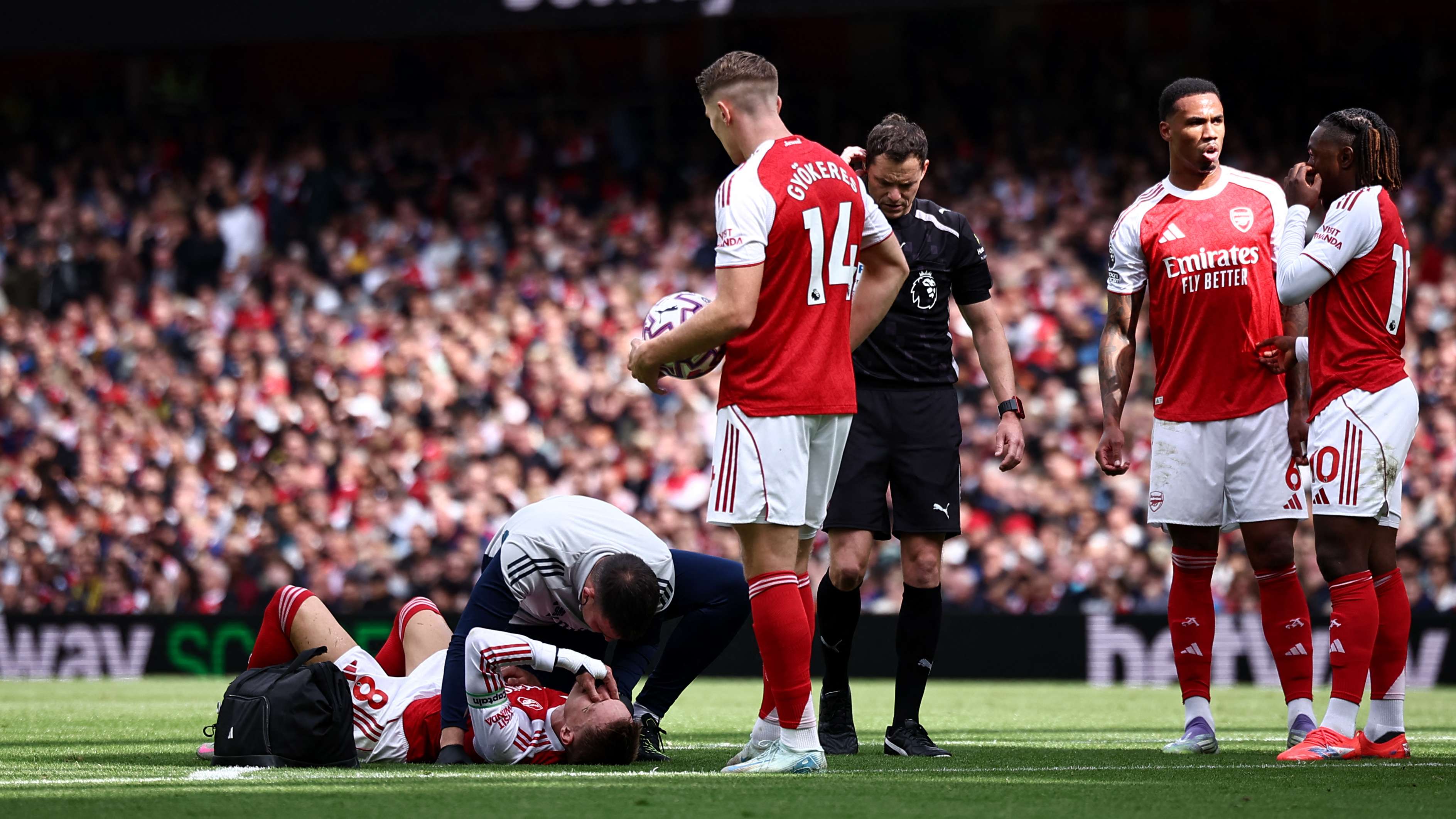 FBL-ENG-PR-ARSENAL-NOTTINGHAM FOREST