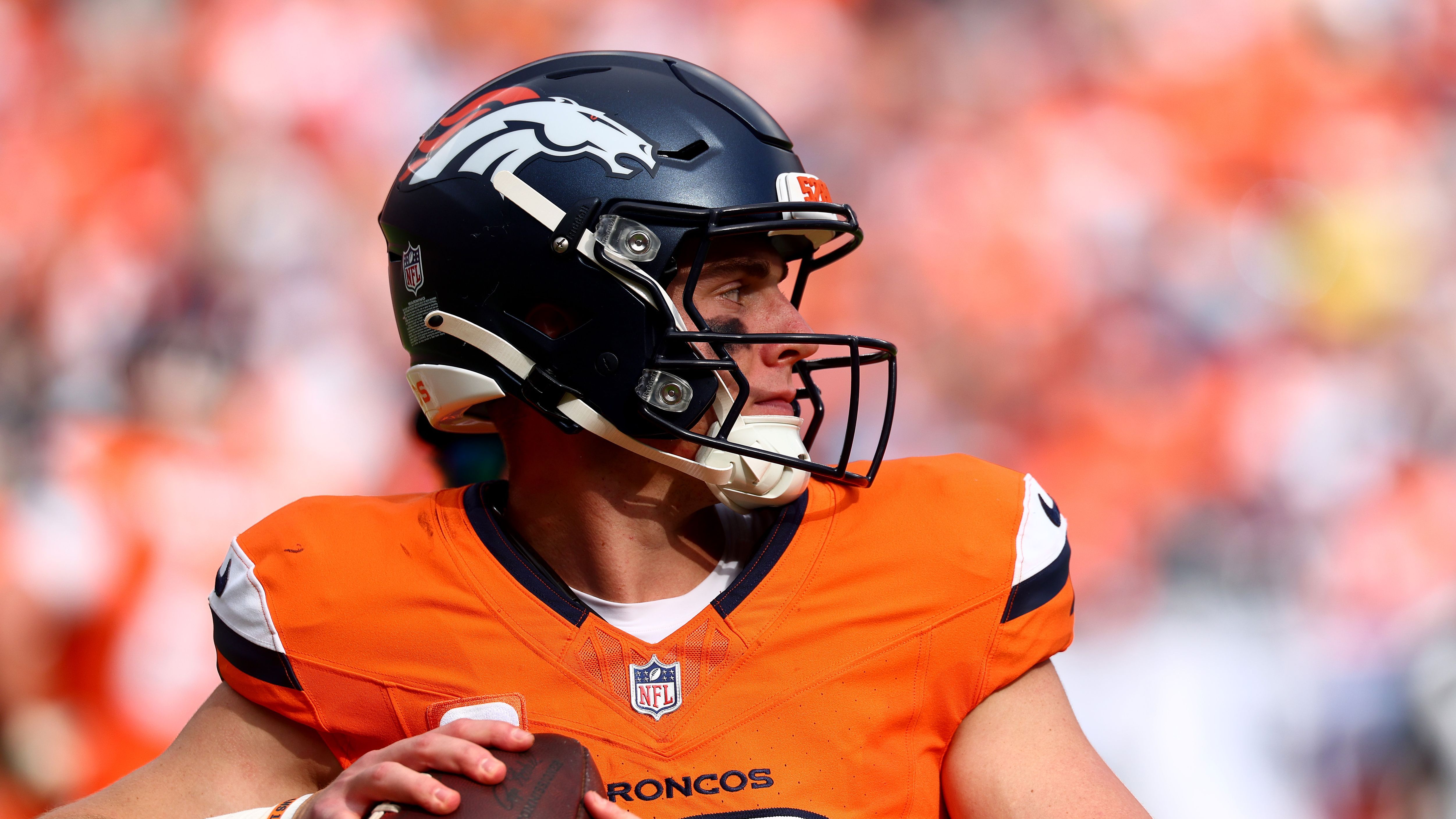 Tennessee Titans v Denver Broncos