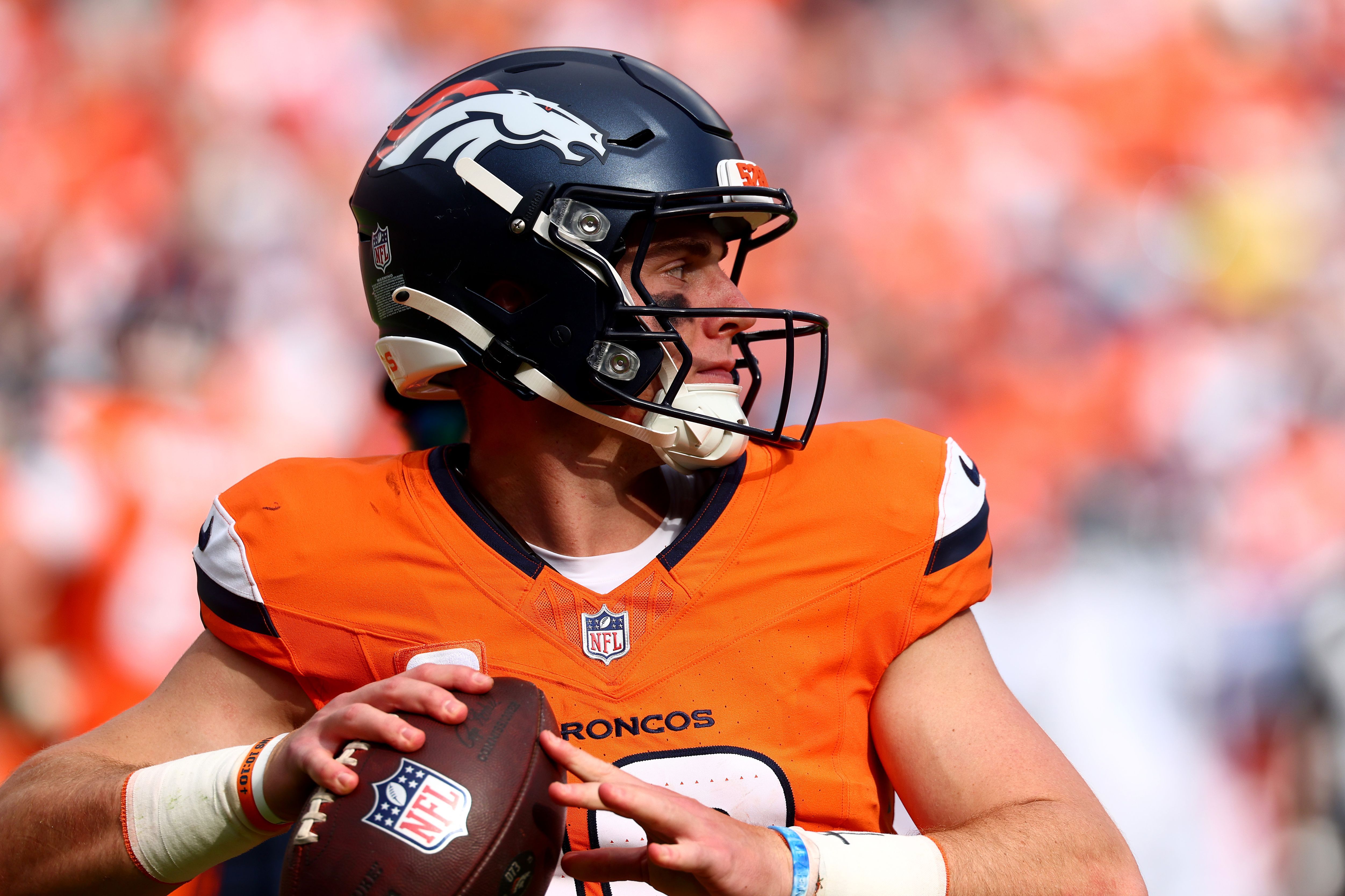 Tennessee Titans v Denver Broncos