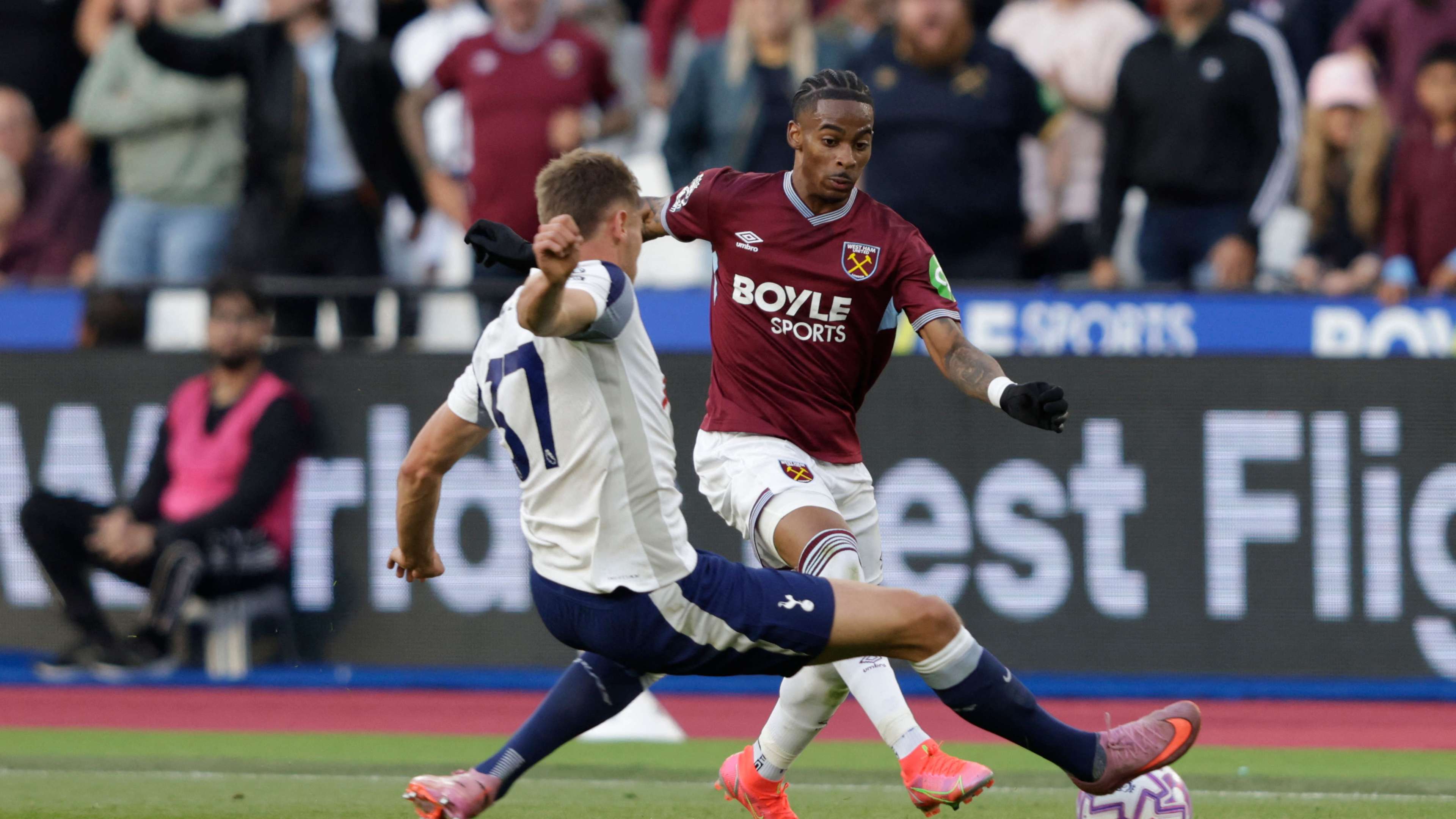 FBL-ENG-PR-WEST HAM-TOTTENHAM