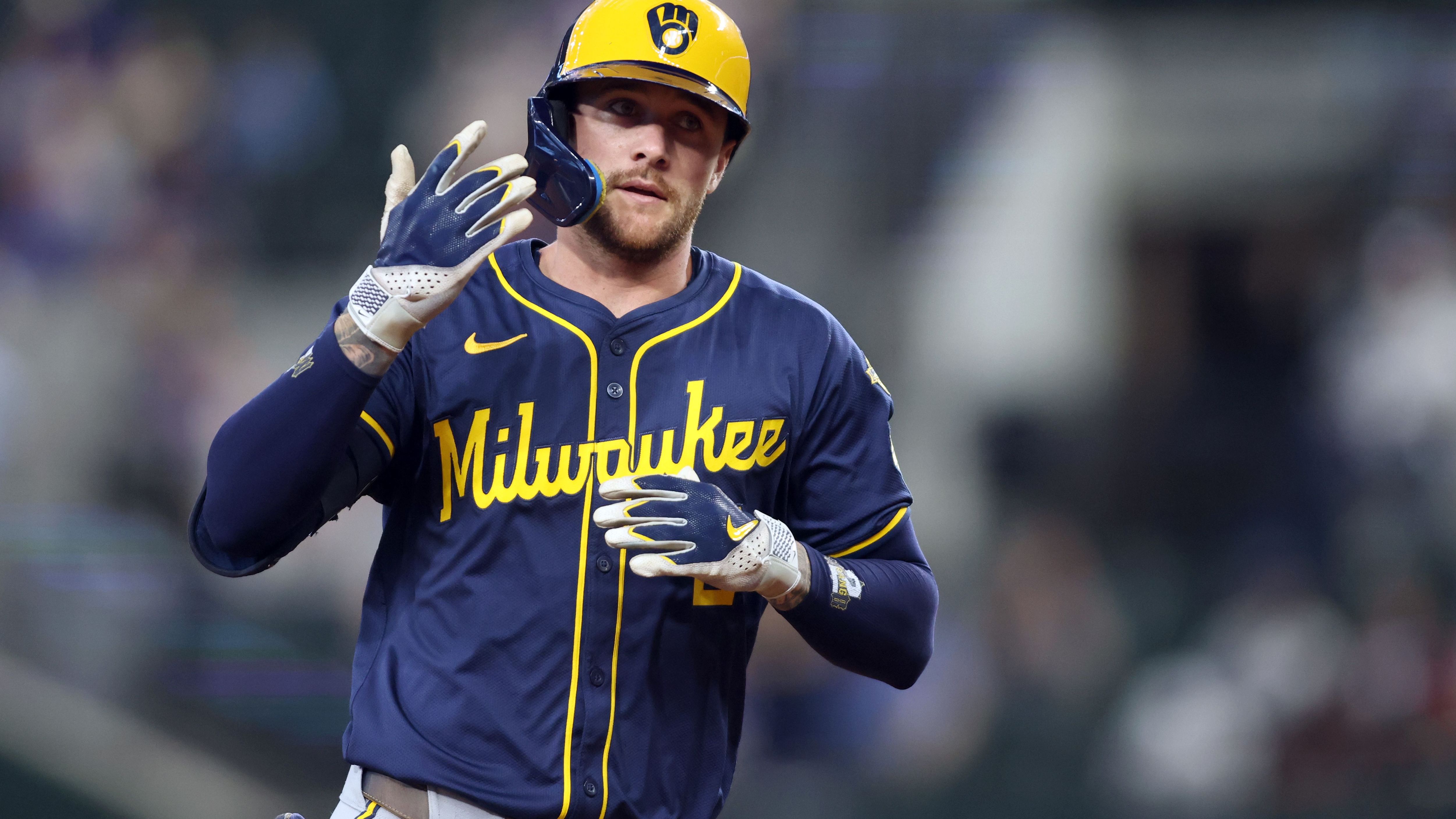 Milwaukee Brewers v Texas Rangers