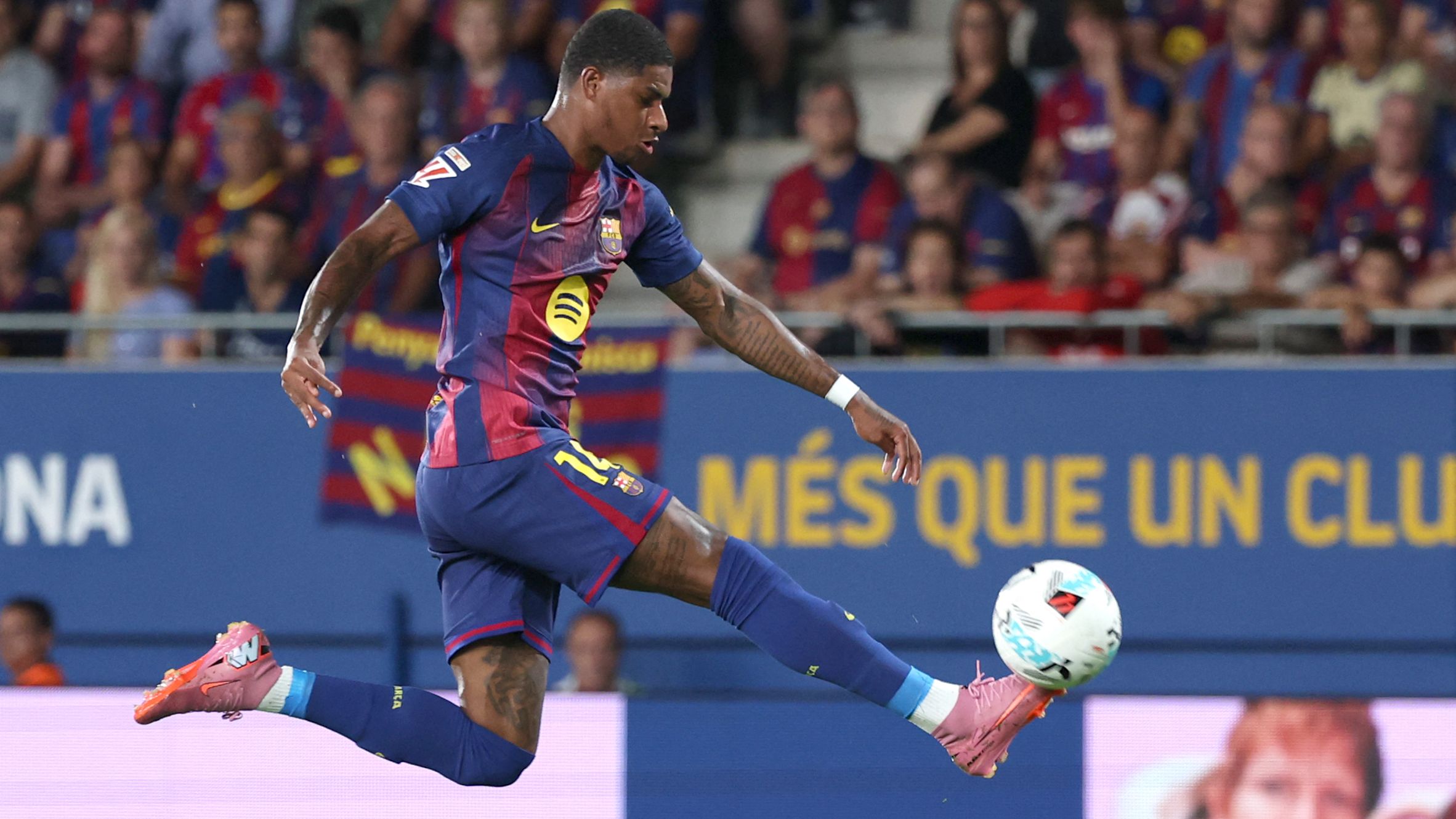 FBL-ESP-LIGA-BARCELONA-VALENCIA