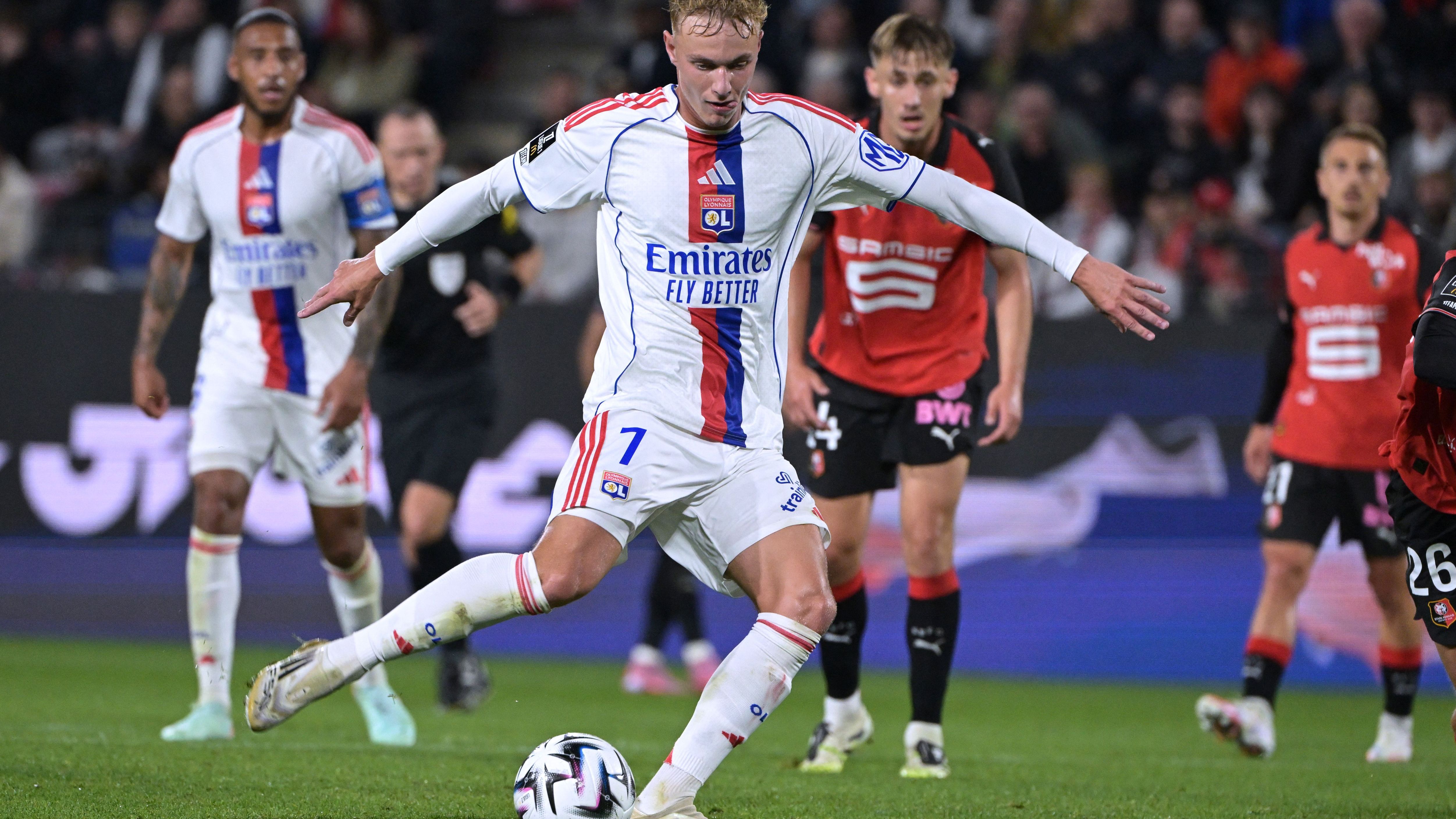 FBL-FRA-LIGUE1-RENNES-LYON