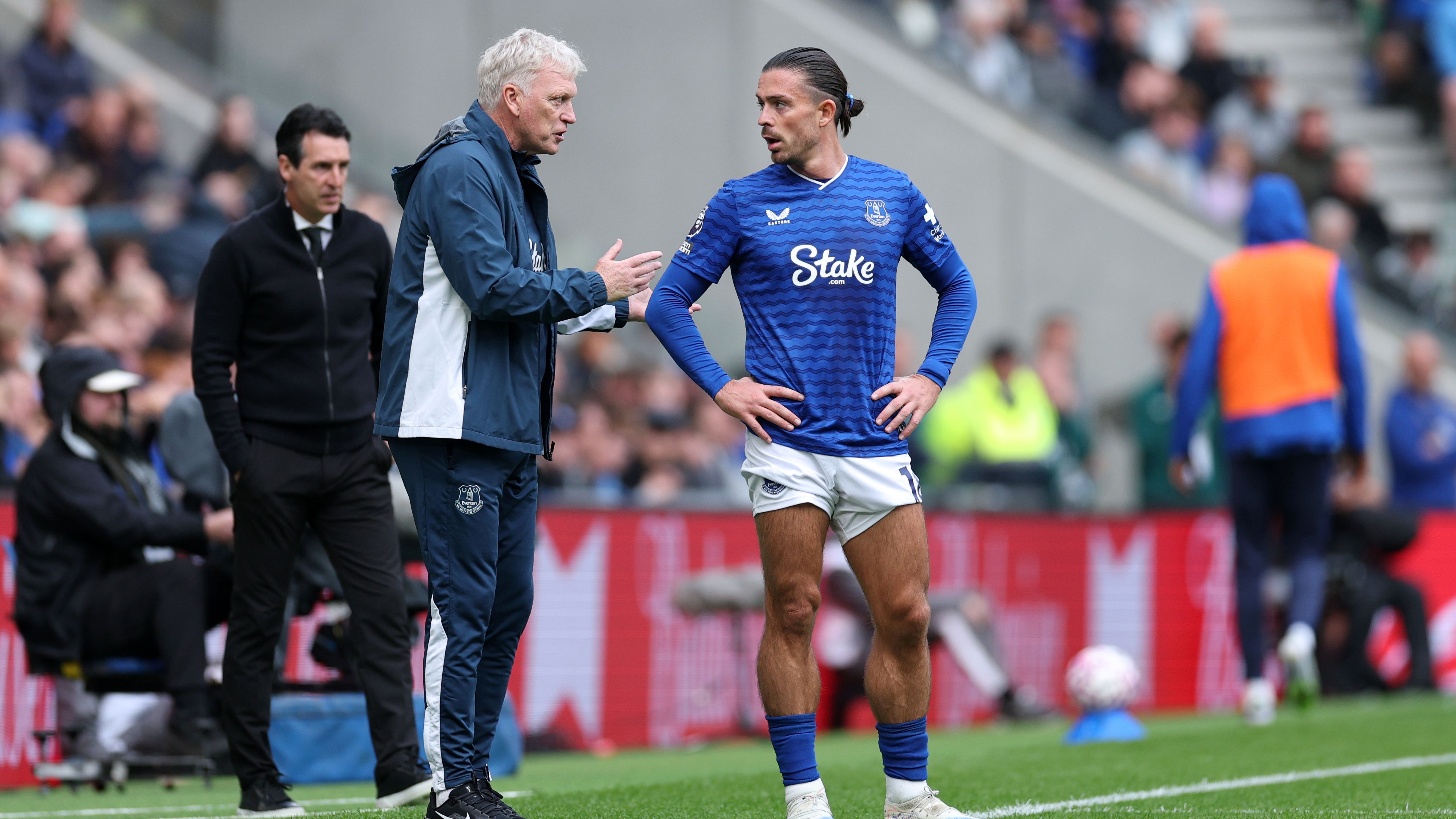 Everton v Aston Villa - Premier League