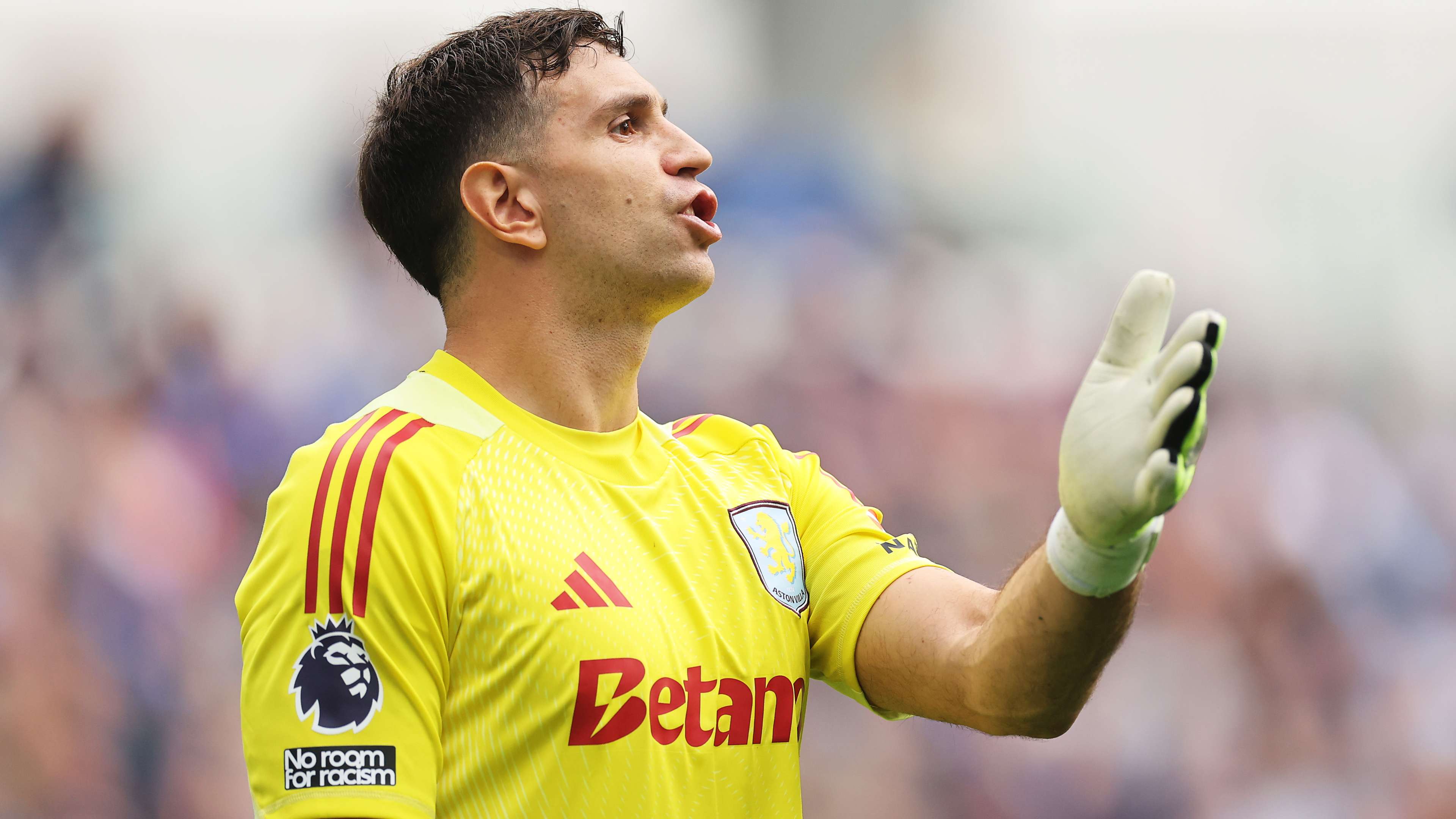 Everton v Aston Villa - Premier League