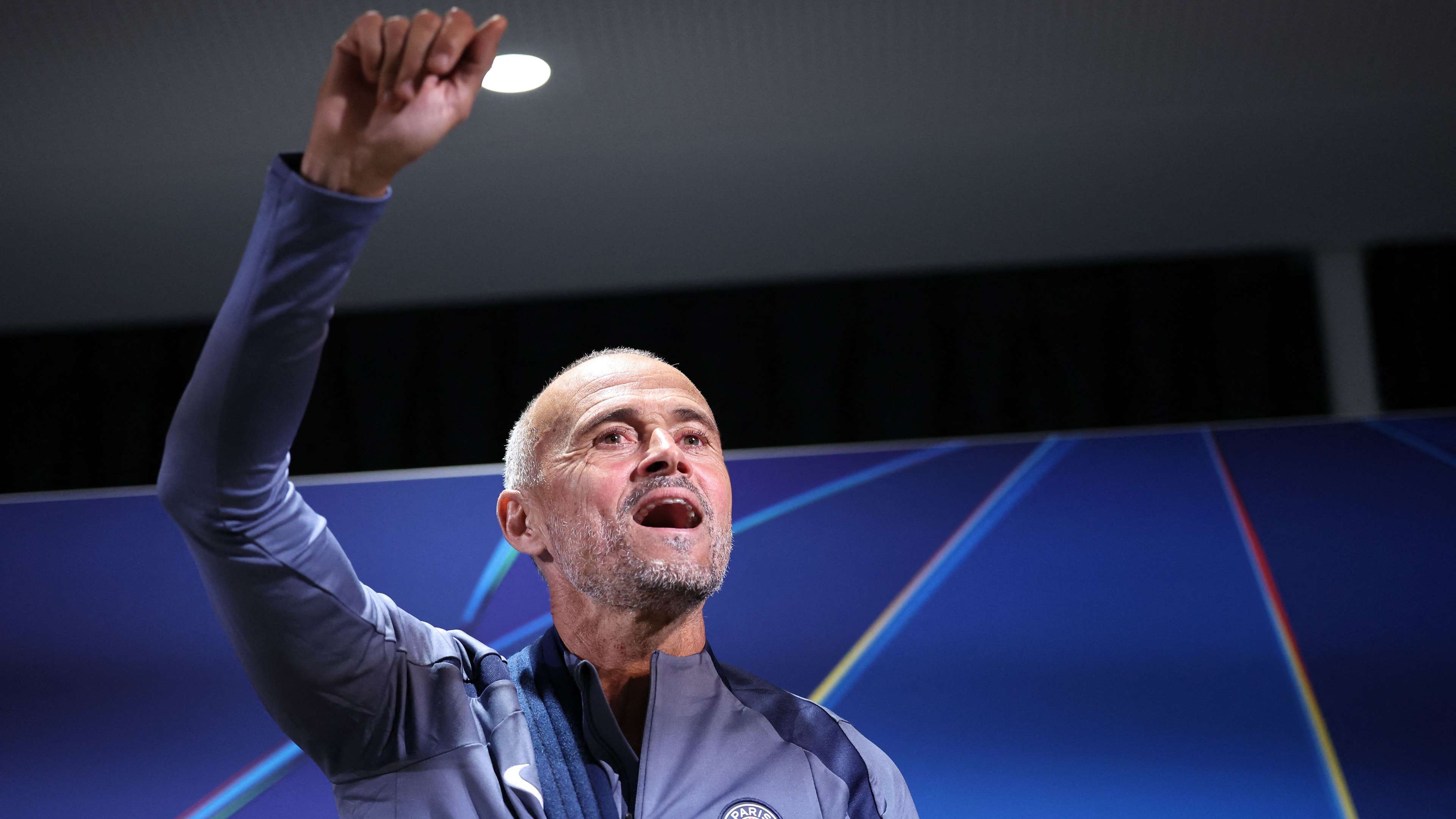 FBL-EUR-C1-PSG-PRESSER