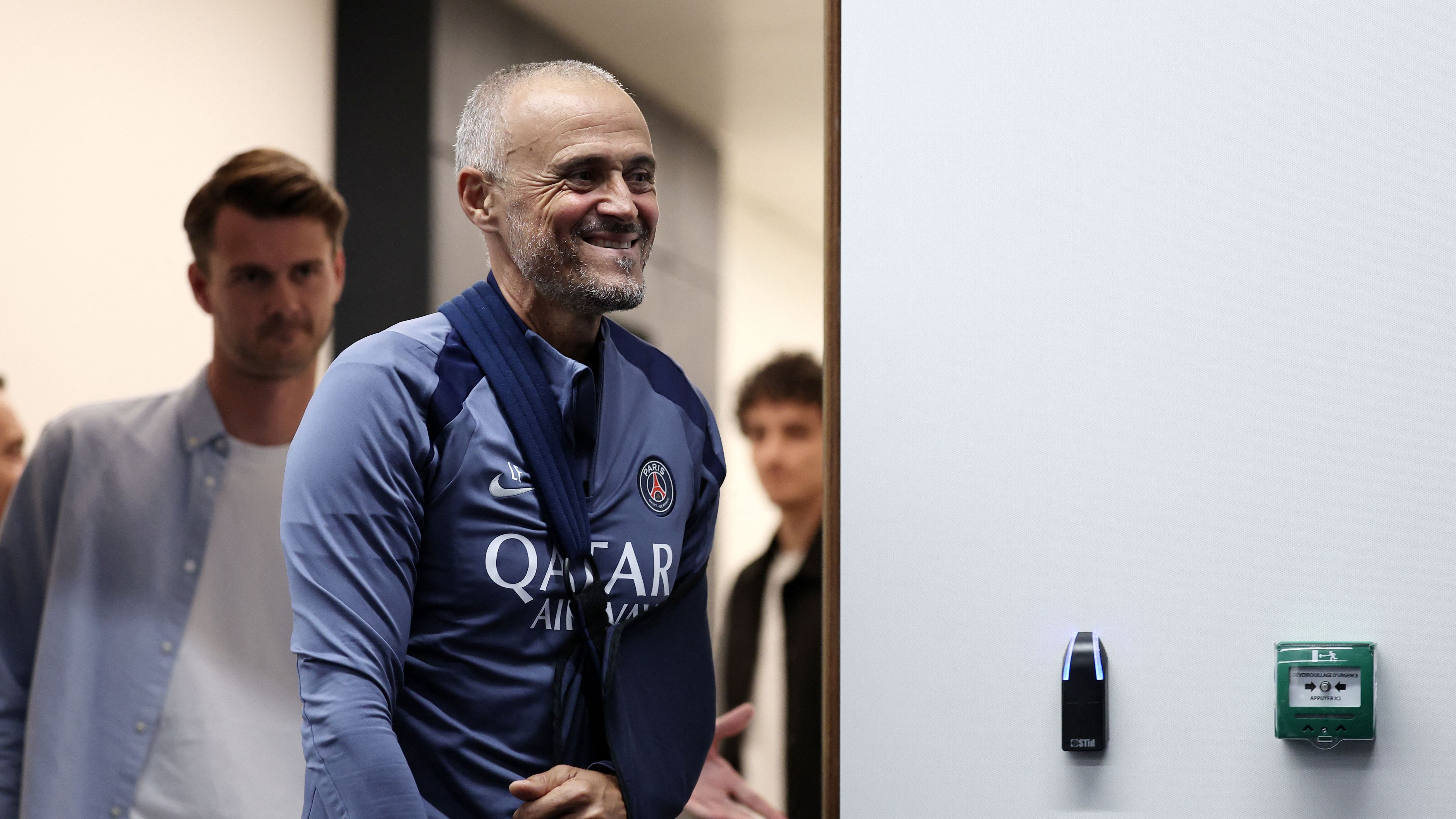 FBL-EUR-C1-PSG-PRESSER