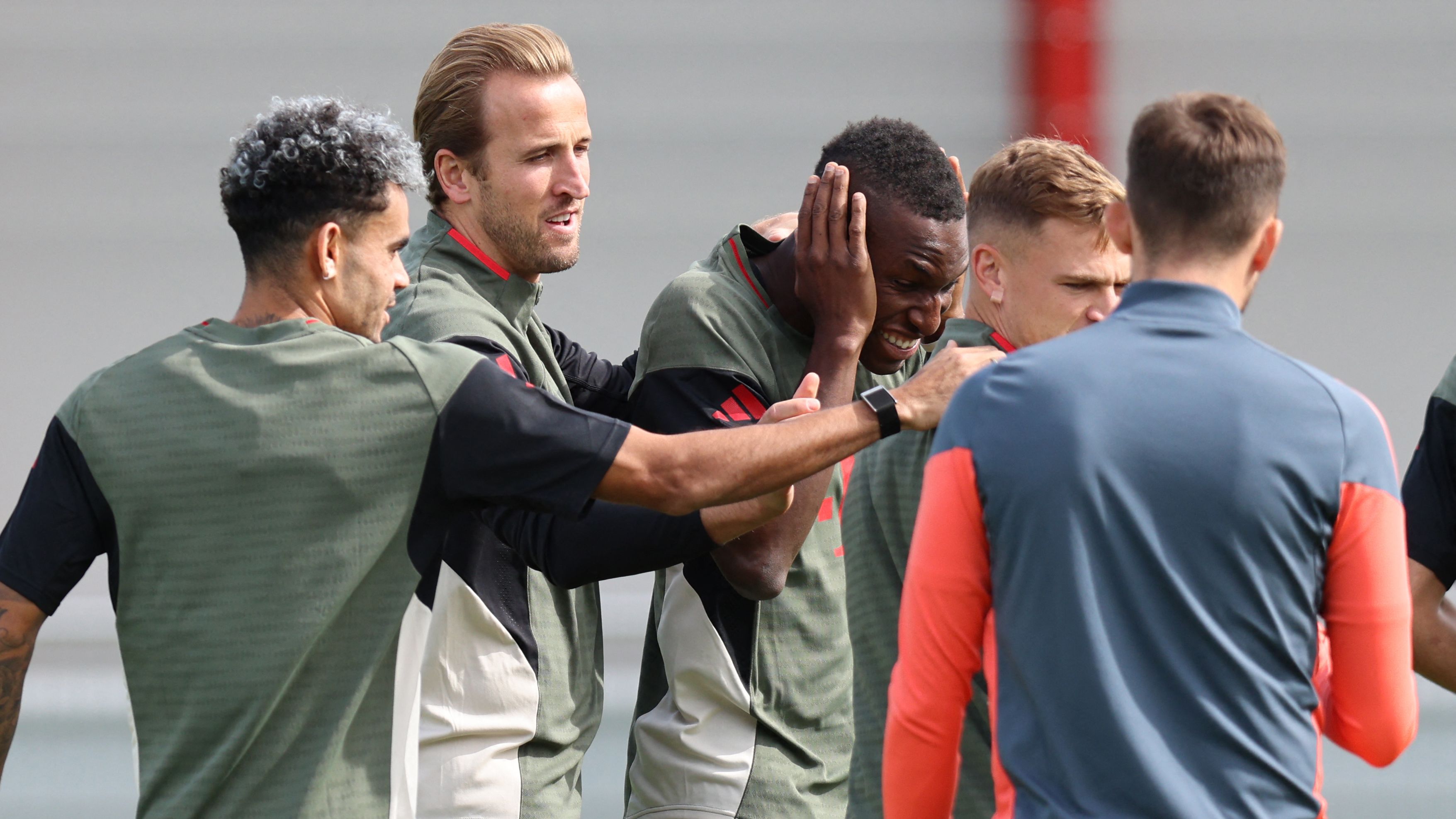 FBL-EUR-C1-BAYERN MUNICH-TRAINING