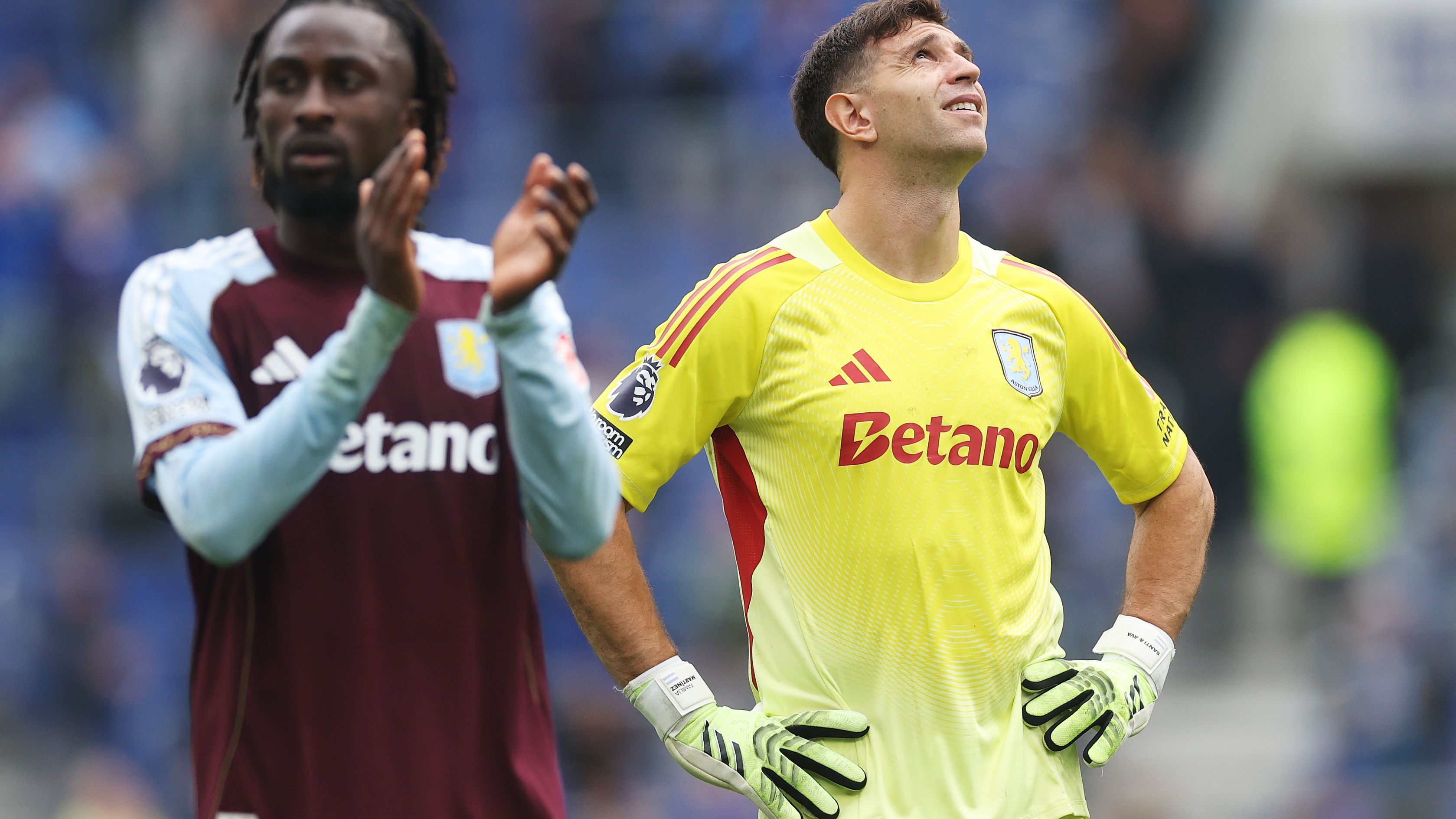 Everton v Aston Villa - Premier League