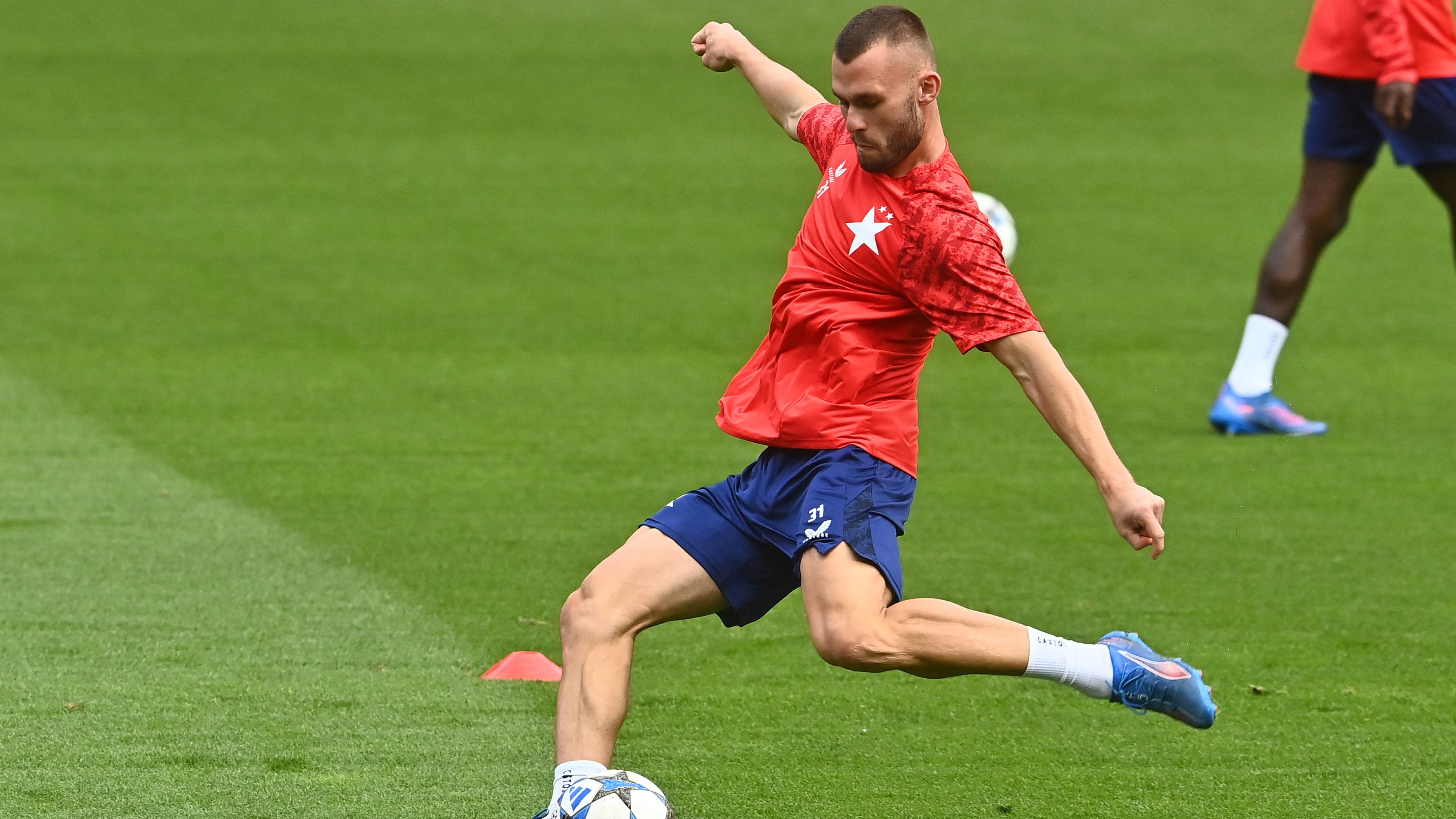 FBL-EUR-C1-SLAVIA PRAGUE-TRAINING