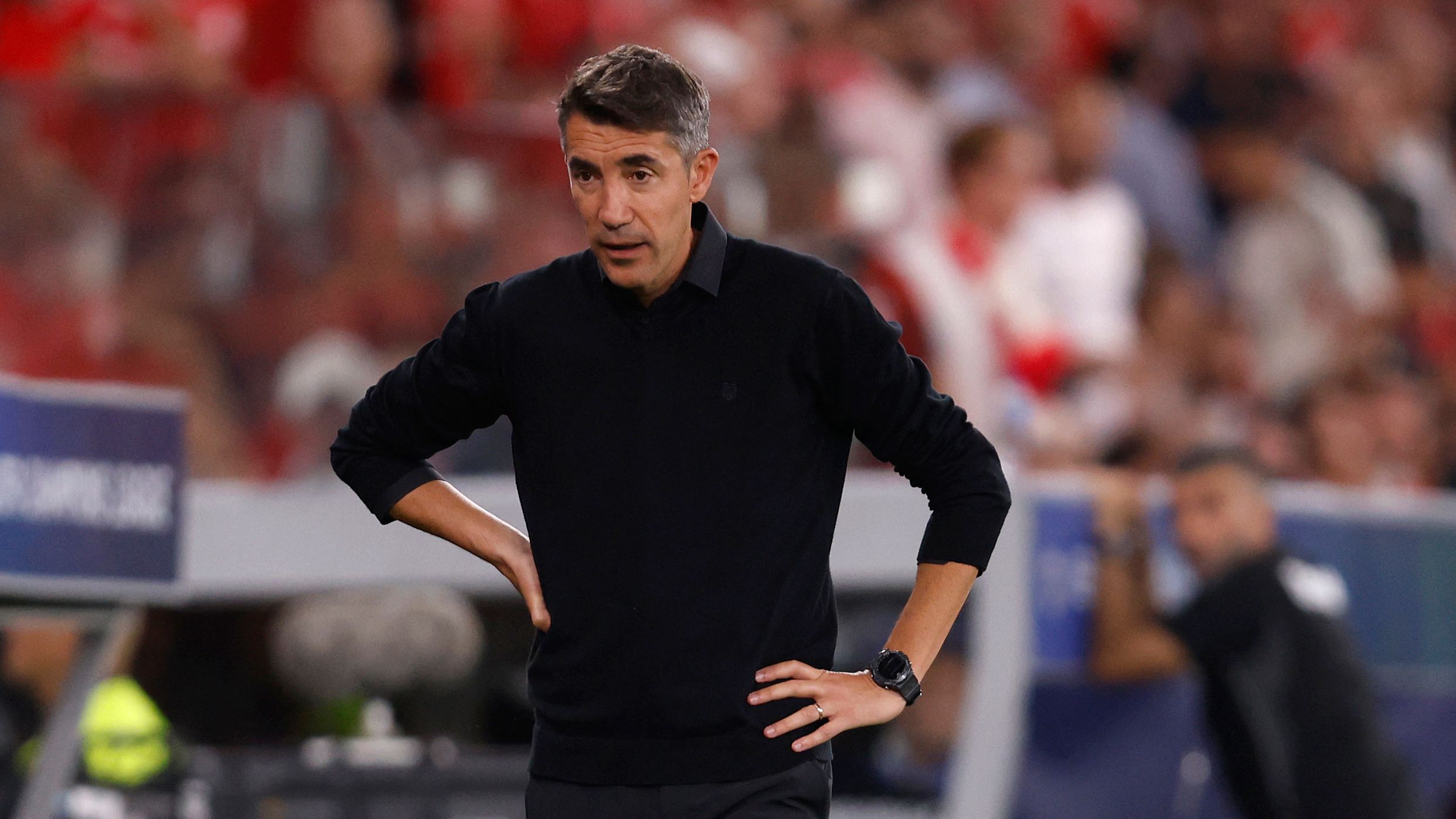 TOPSHOT-FBL-EUR-C1-BENFICA-GARABAGH