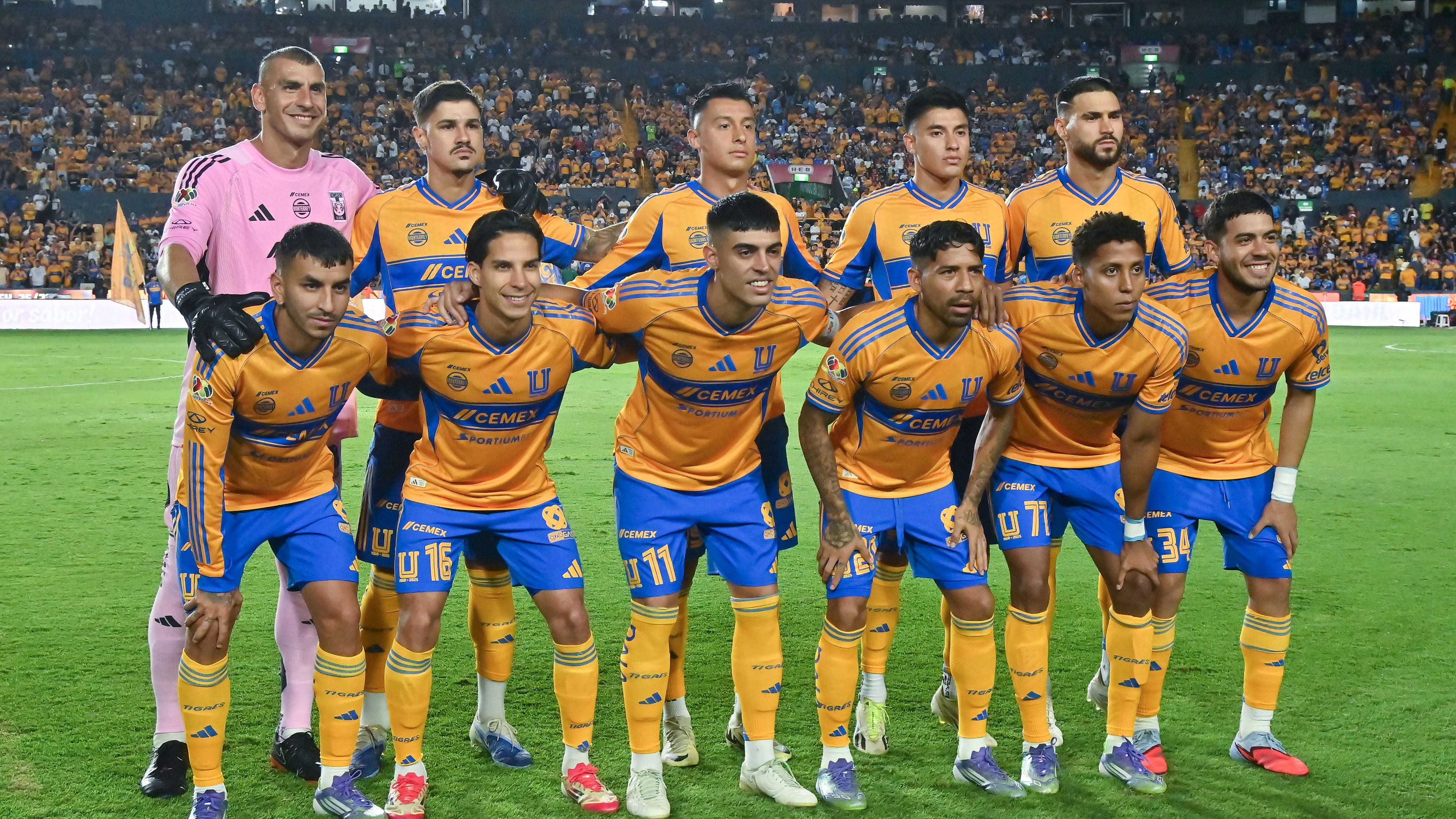 Tigres UANL v Leon - Torneo Apertura 2025 Liga MX