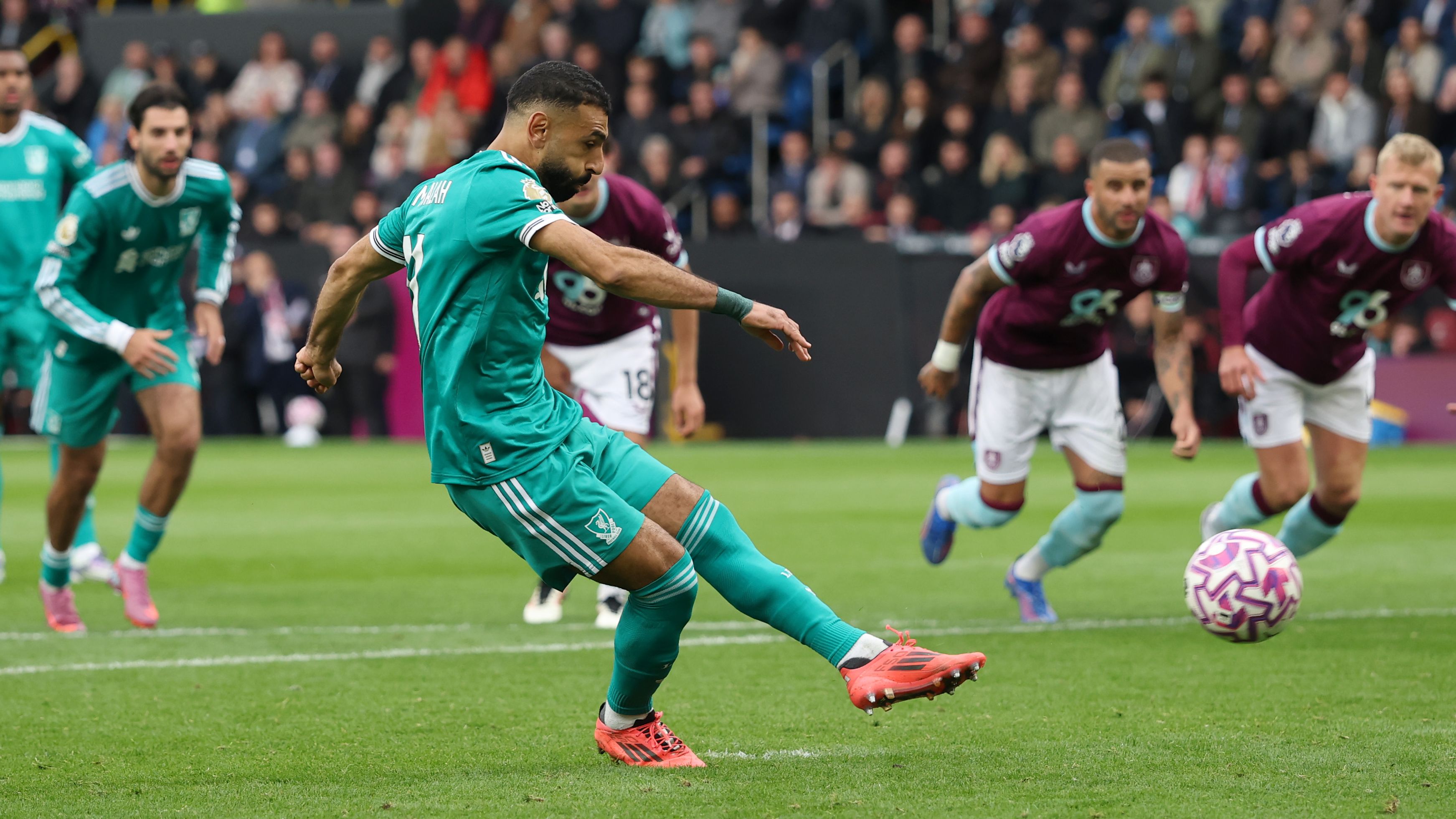 Burnley v Liverpool - Premier League
