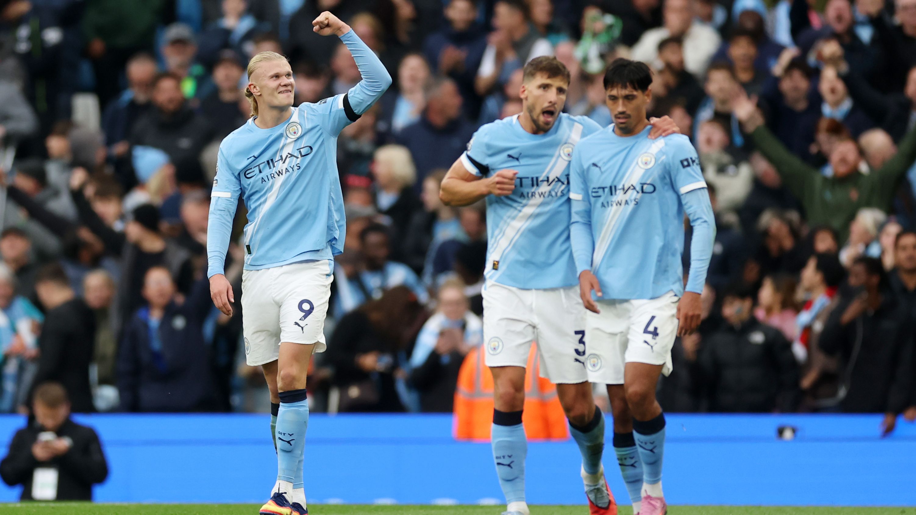 Manchester City v Manchester United - Premier League